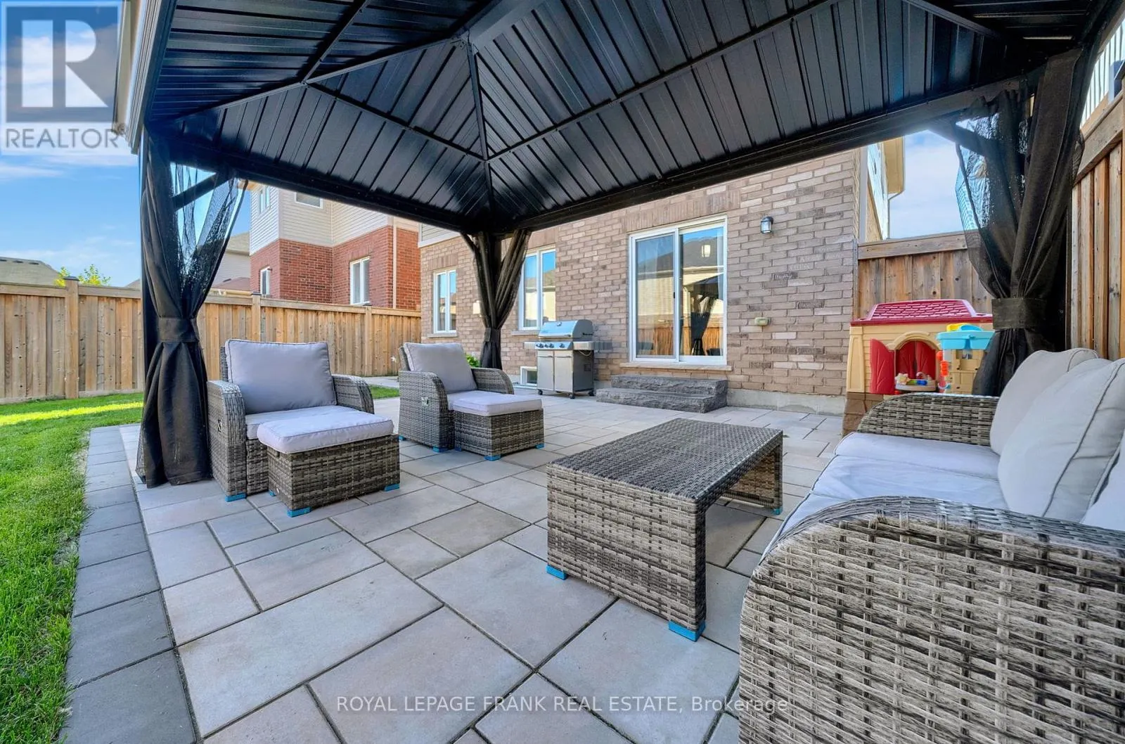 23 JACK ROACH STREET