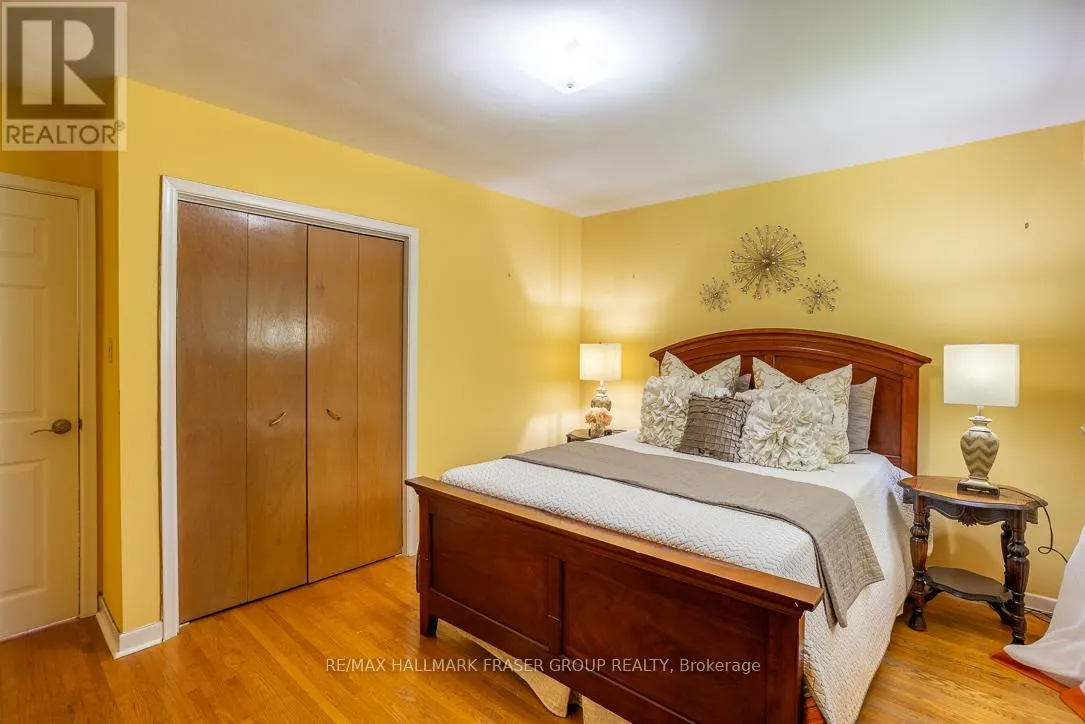 15 STANLAND DRIVE