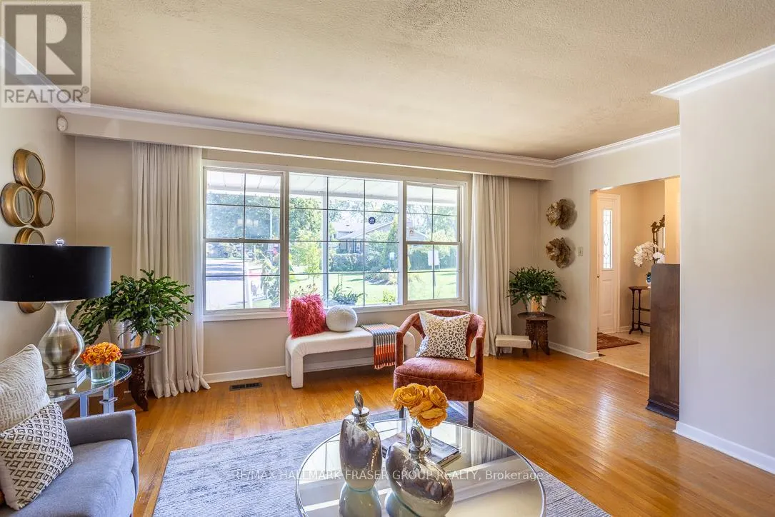 15 STANLAND DRIVE