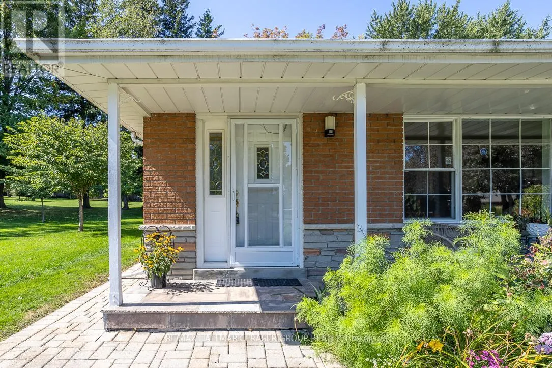 15 STANLAND DRIVE