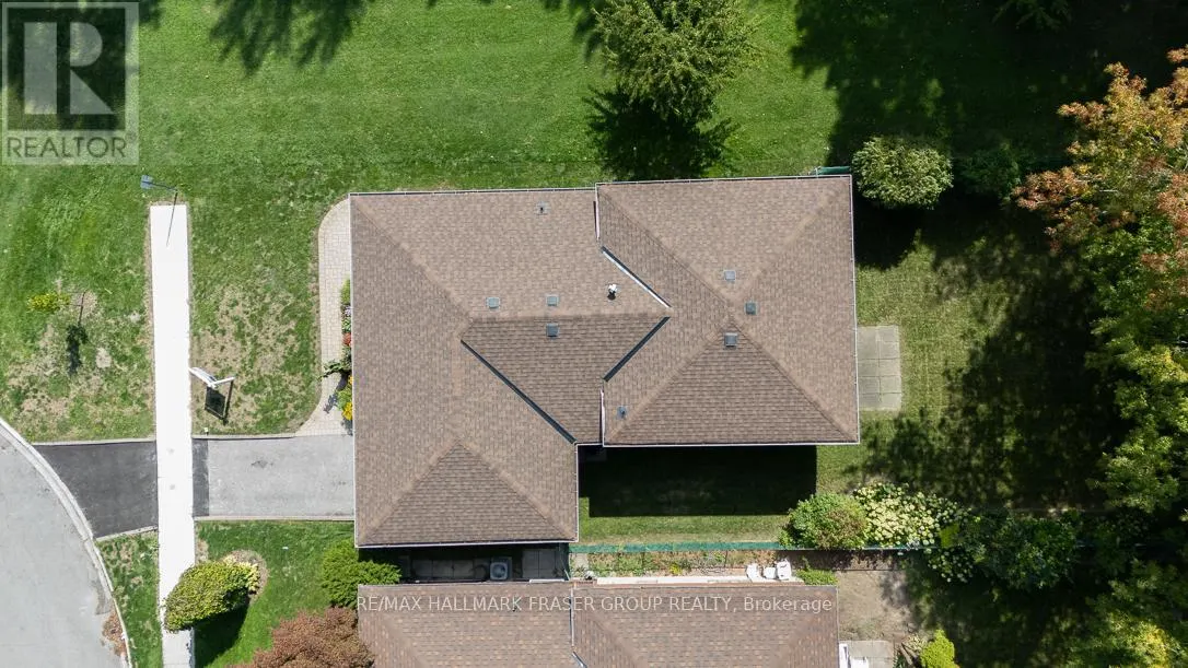 15 STANLAND DRIVE
