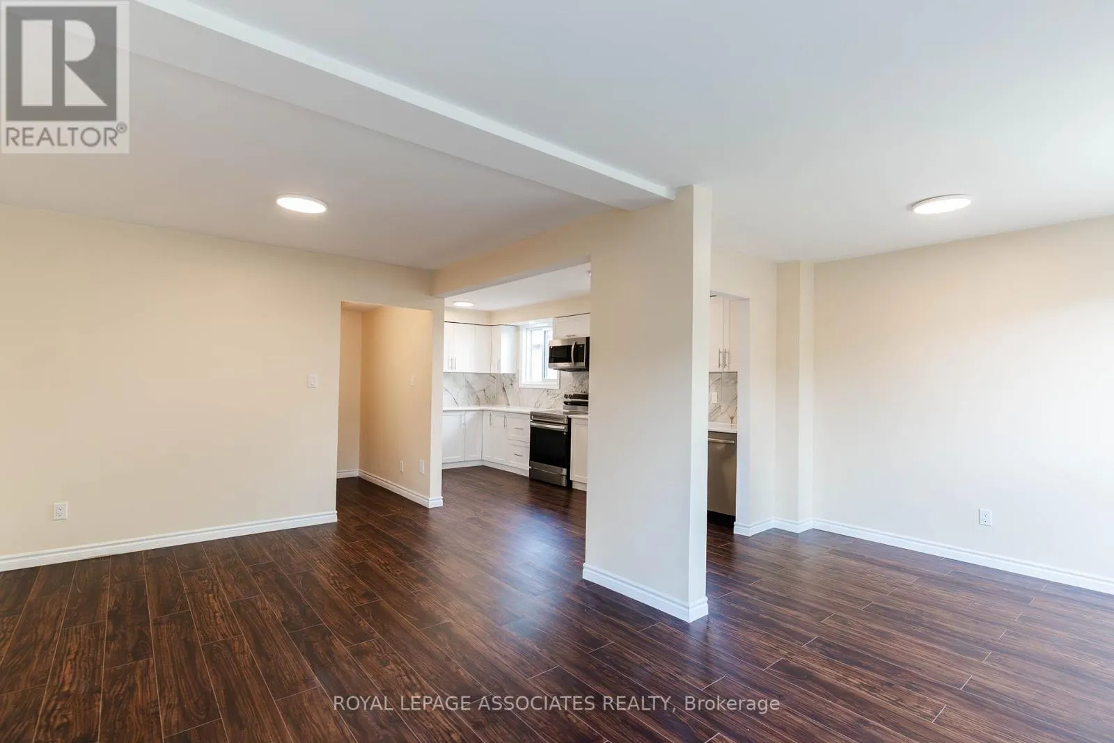 1553 NORWILL CRESCENT