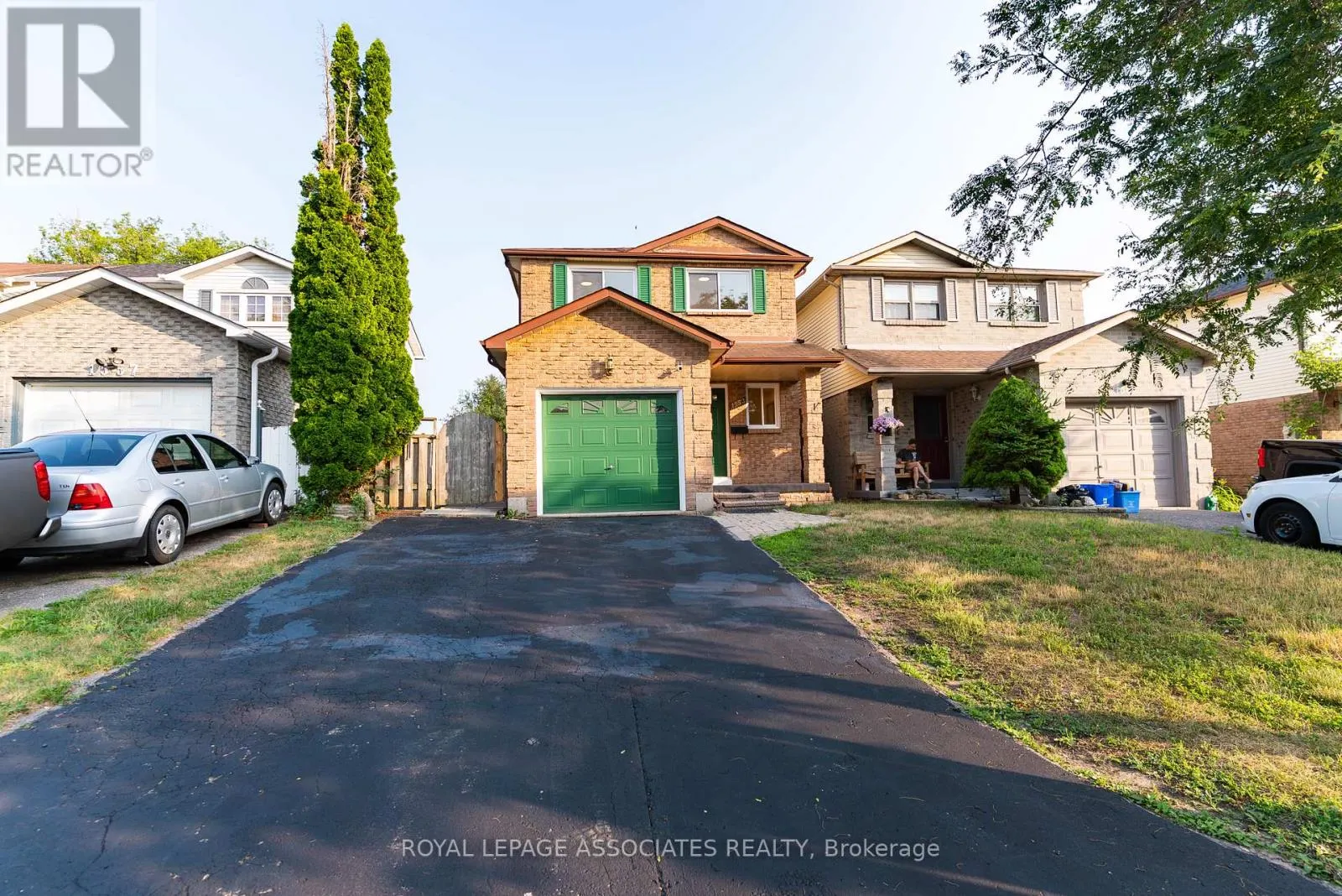 1553 NORWILL CRESCENT