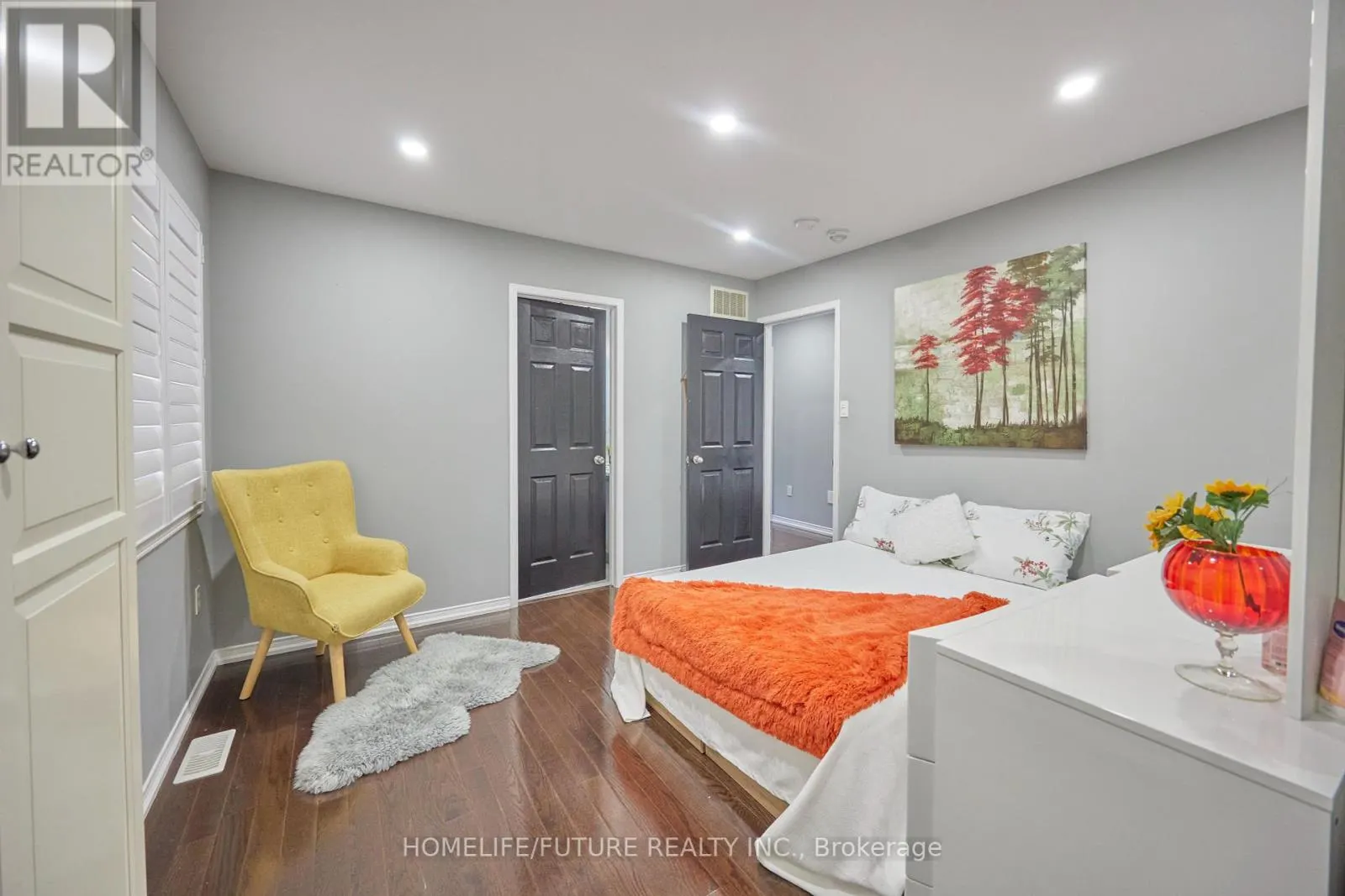 2549 SNOW KNIGHT DRIVE