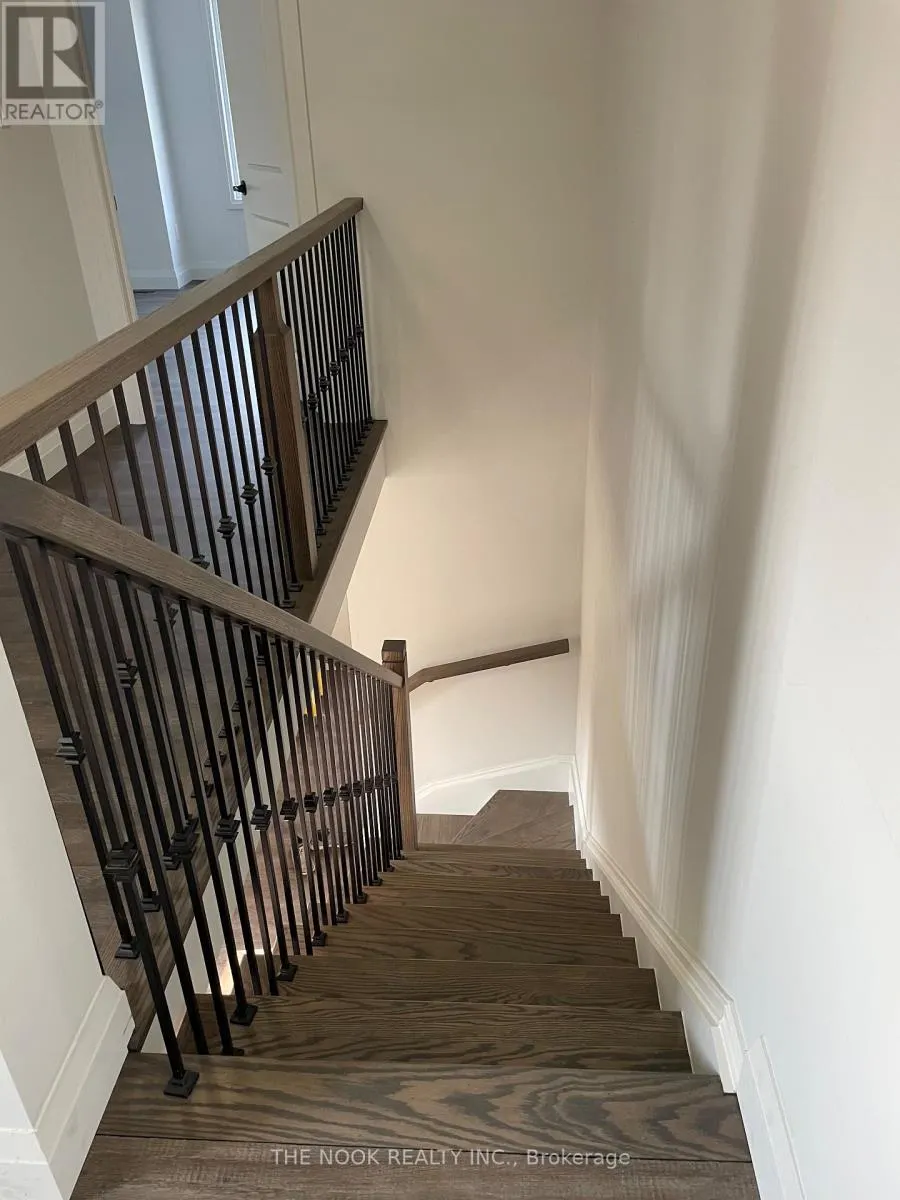 3 - 279 HUMBER AVENUE, #3