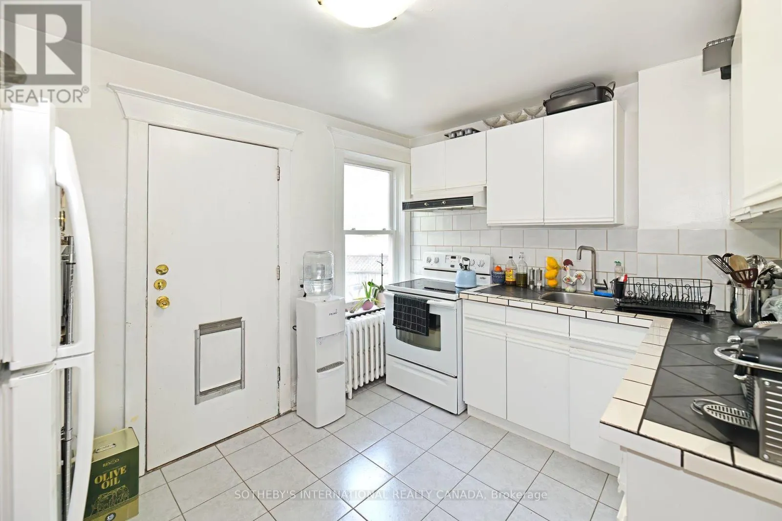60 MORTIMER AVENUE