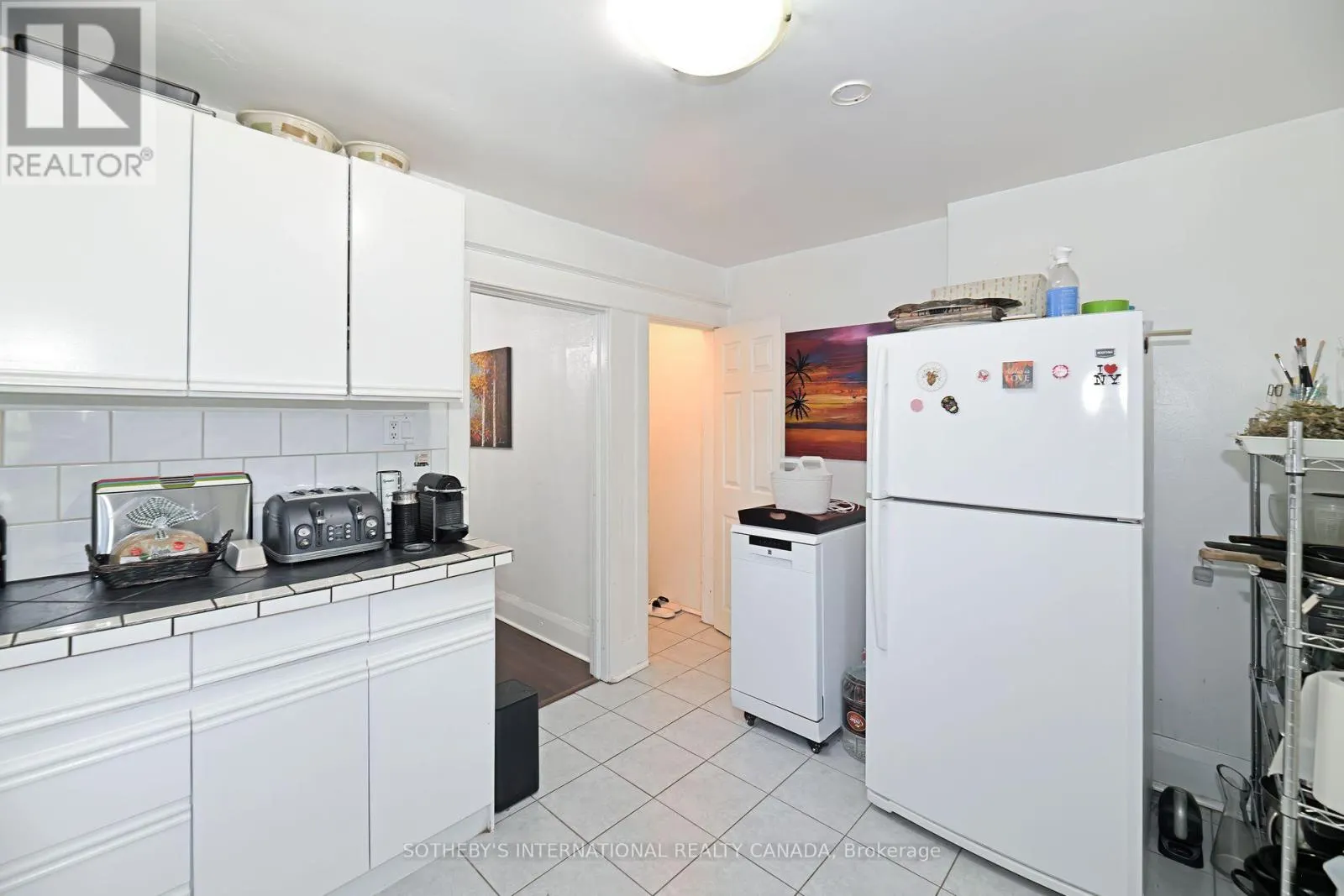 60 MORTIMER AVENUE