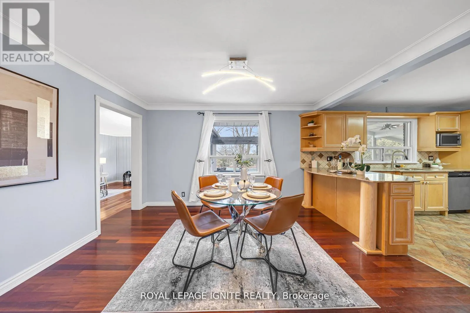 806 HENRY STREET