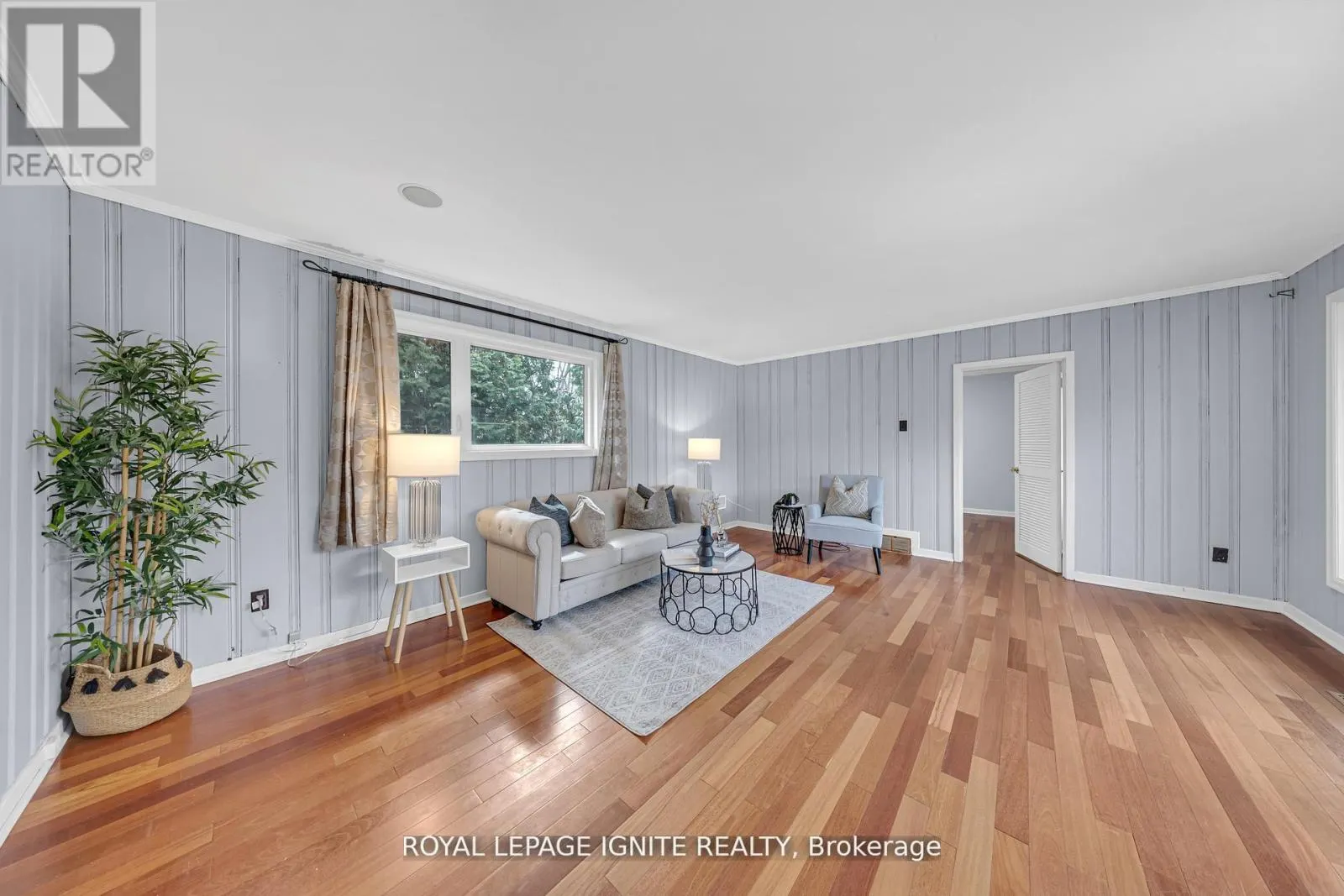 806 HENRY STREET