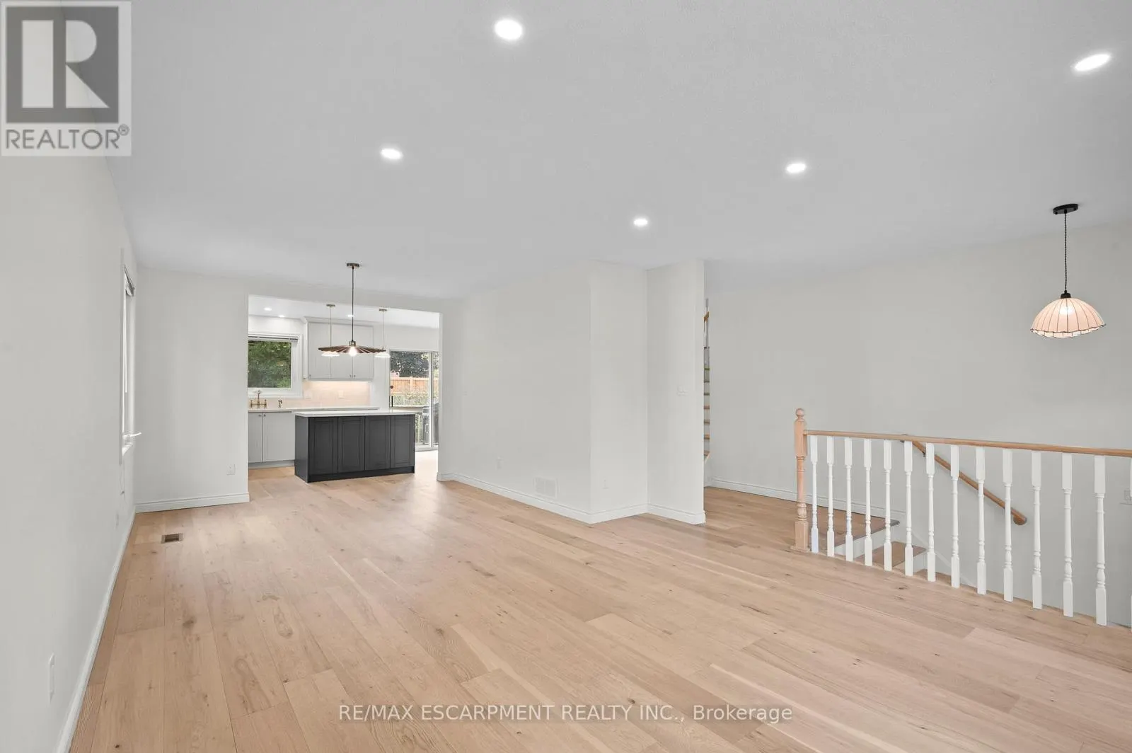 31 INGLEWOOD PLACE