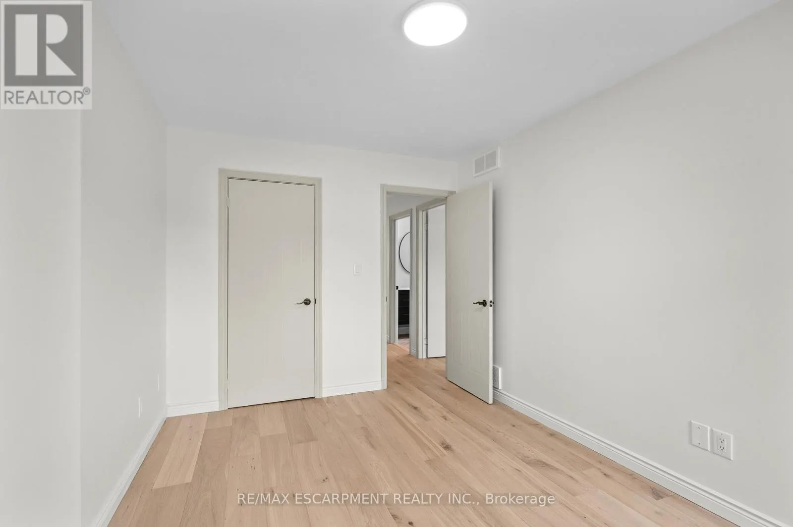 31 INGLEWOOD PLACE