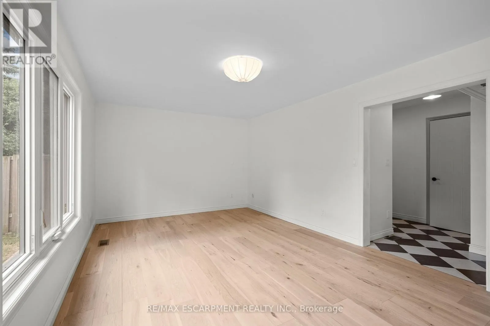 31 INGLEWOOD PLACE