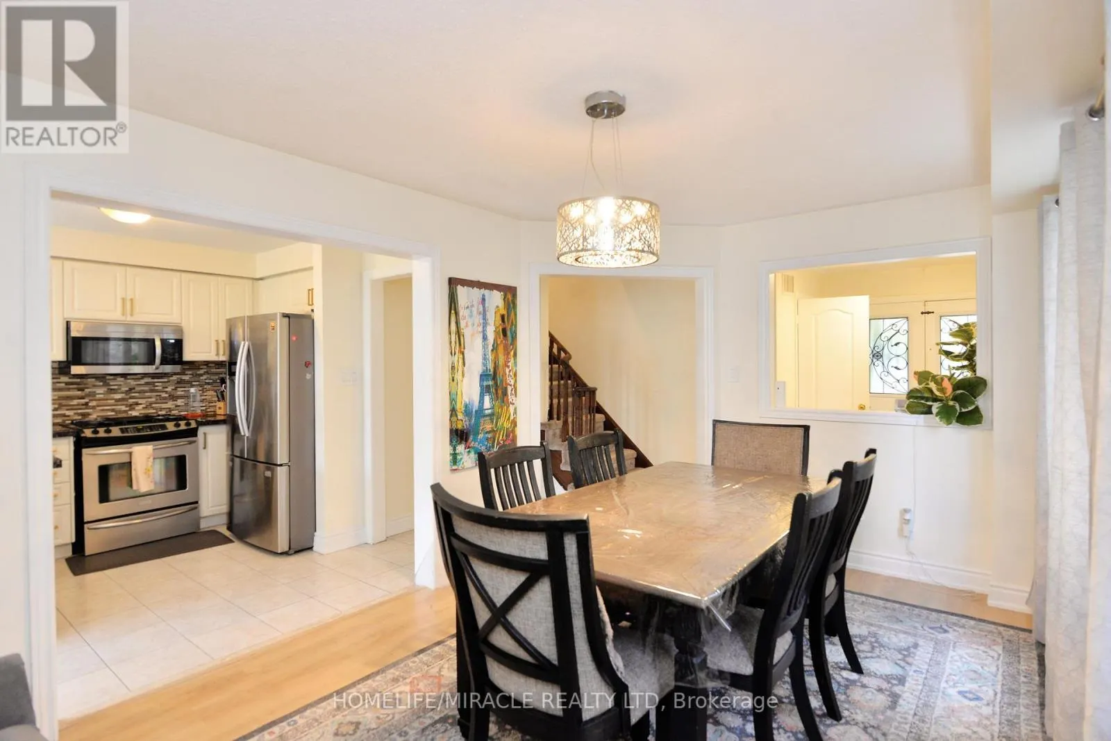 41 COTTAGE CRESCENT