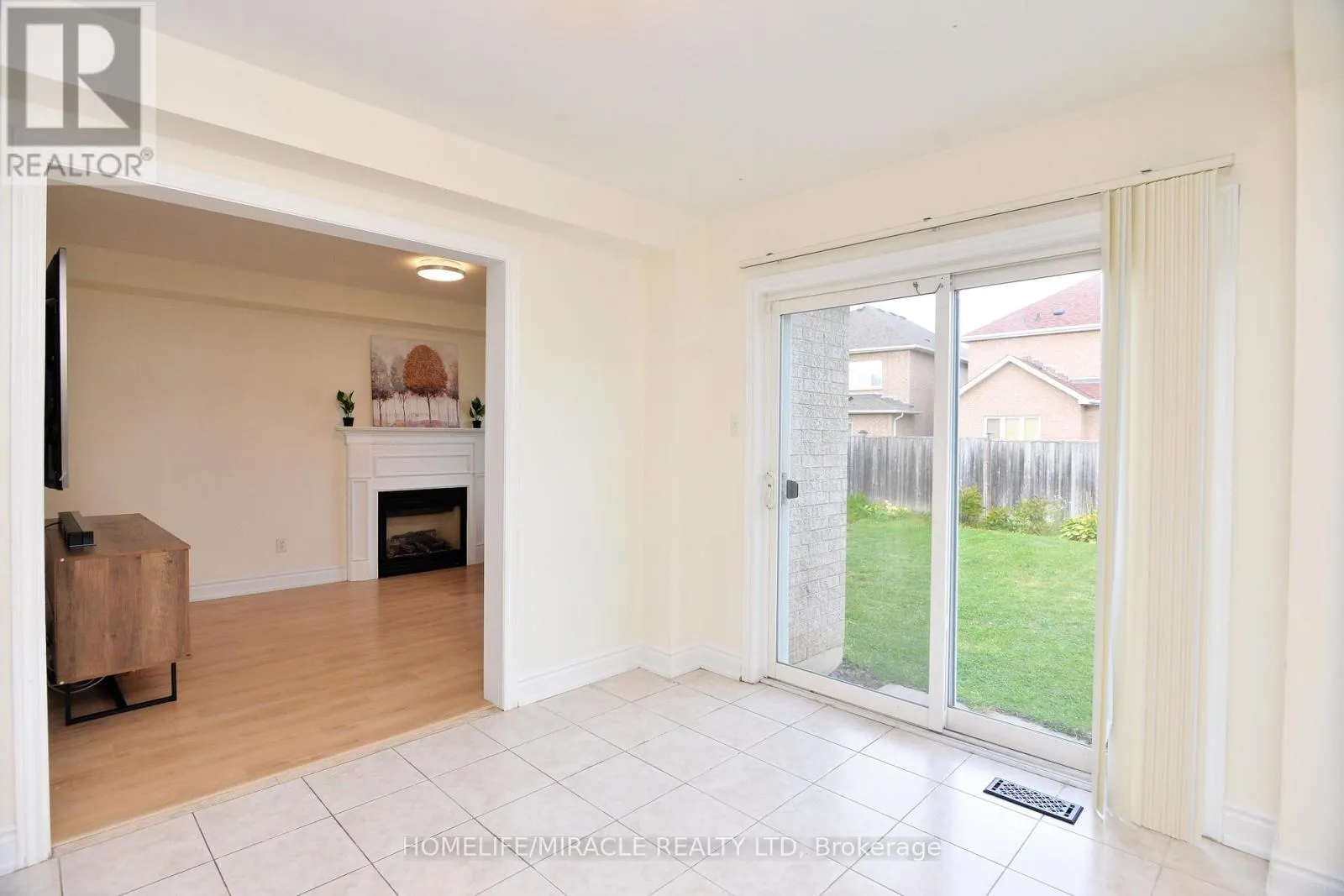 41 COTTAGE CRESCENT