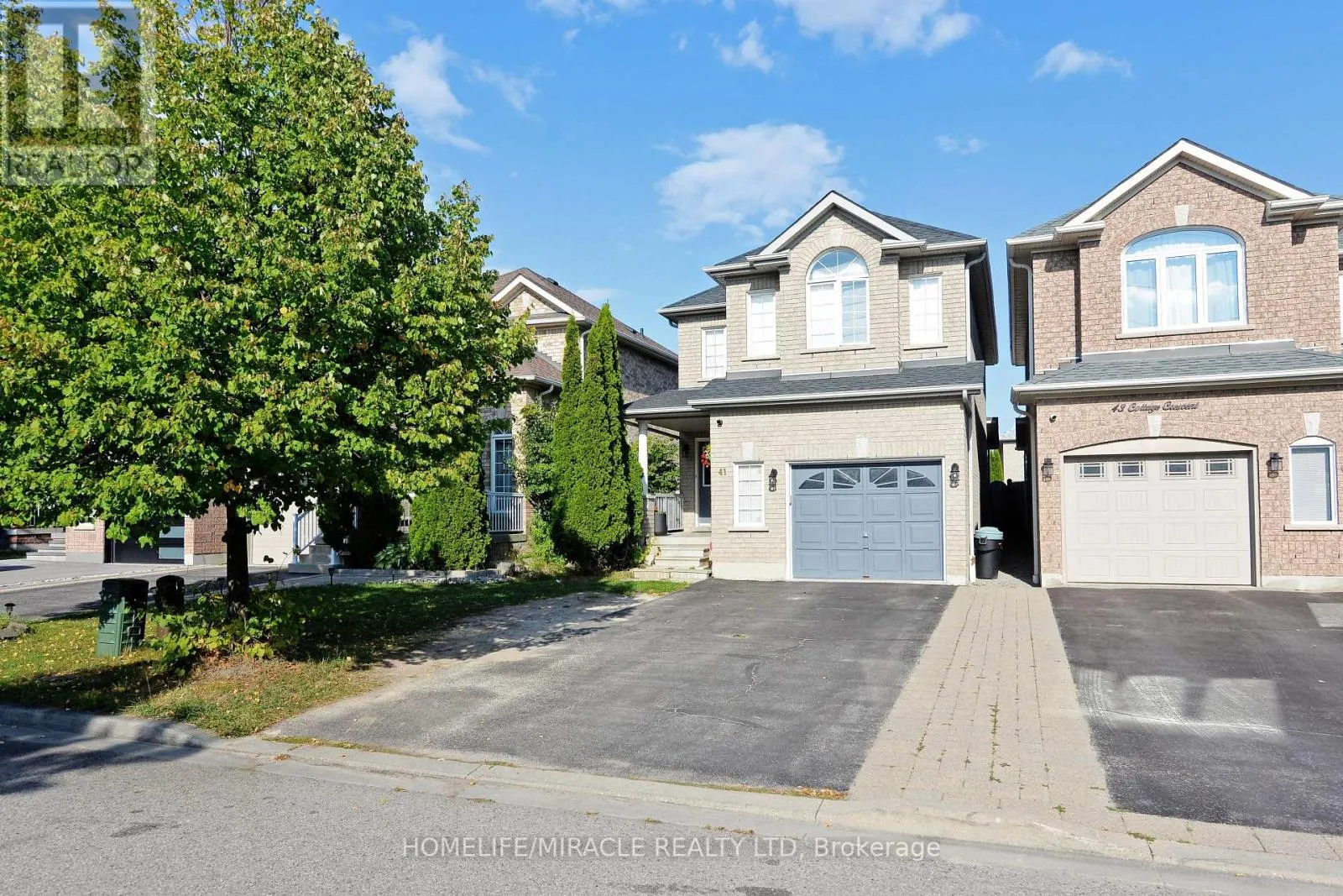 41 COTTAGE CRESCENT