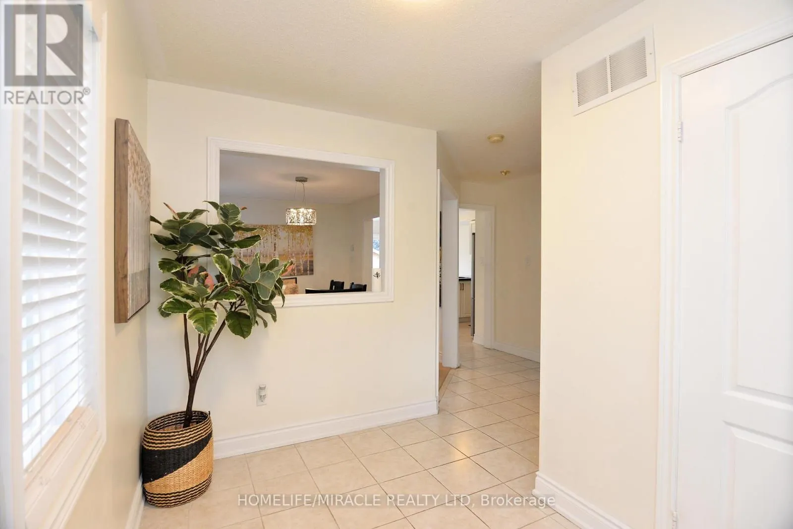 41 COTTAGE CRESCENT