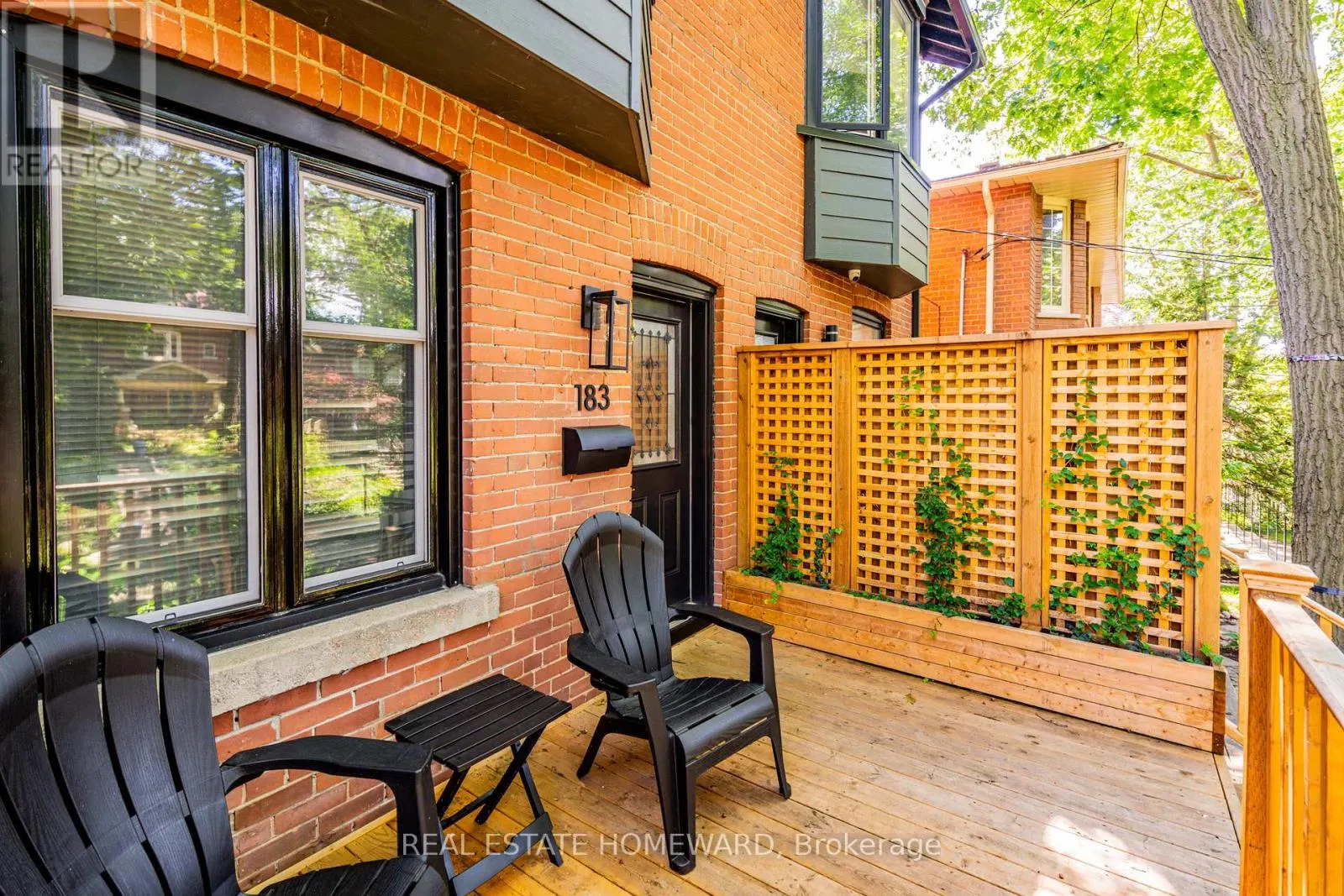 3 - 183 BEECH AVENUE