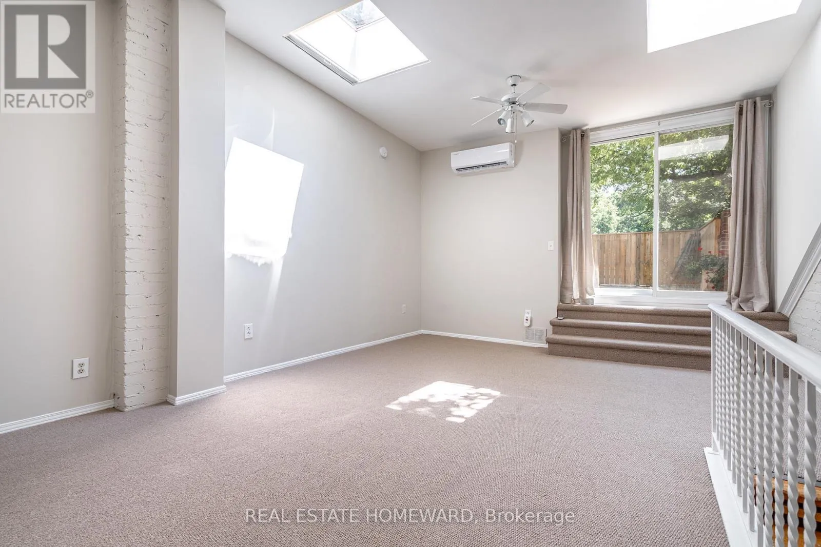3 - 183 BEECH AVENUE