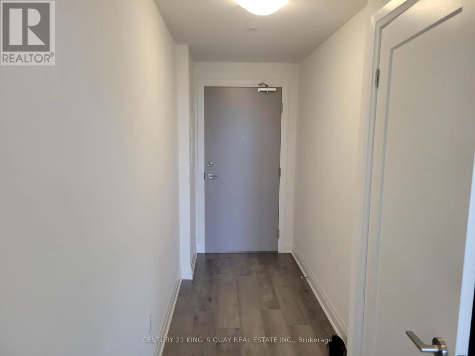 220 - 3220 SHEPPARD AVENUE E