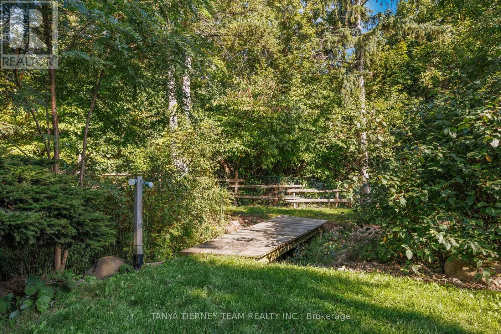 1277 TOWNLINE ROAD N