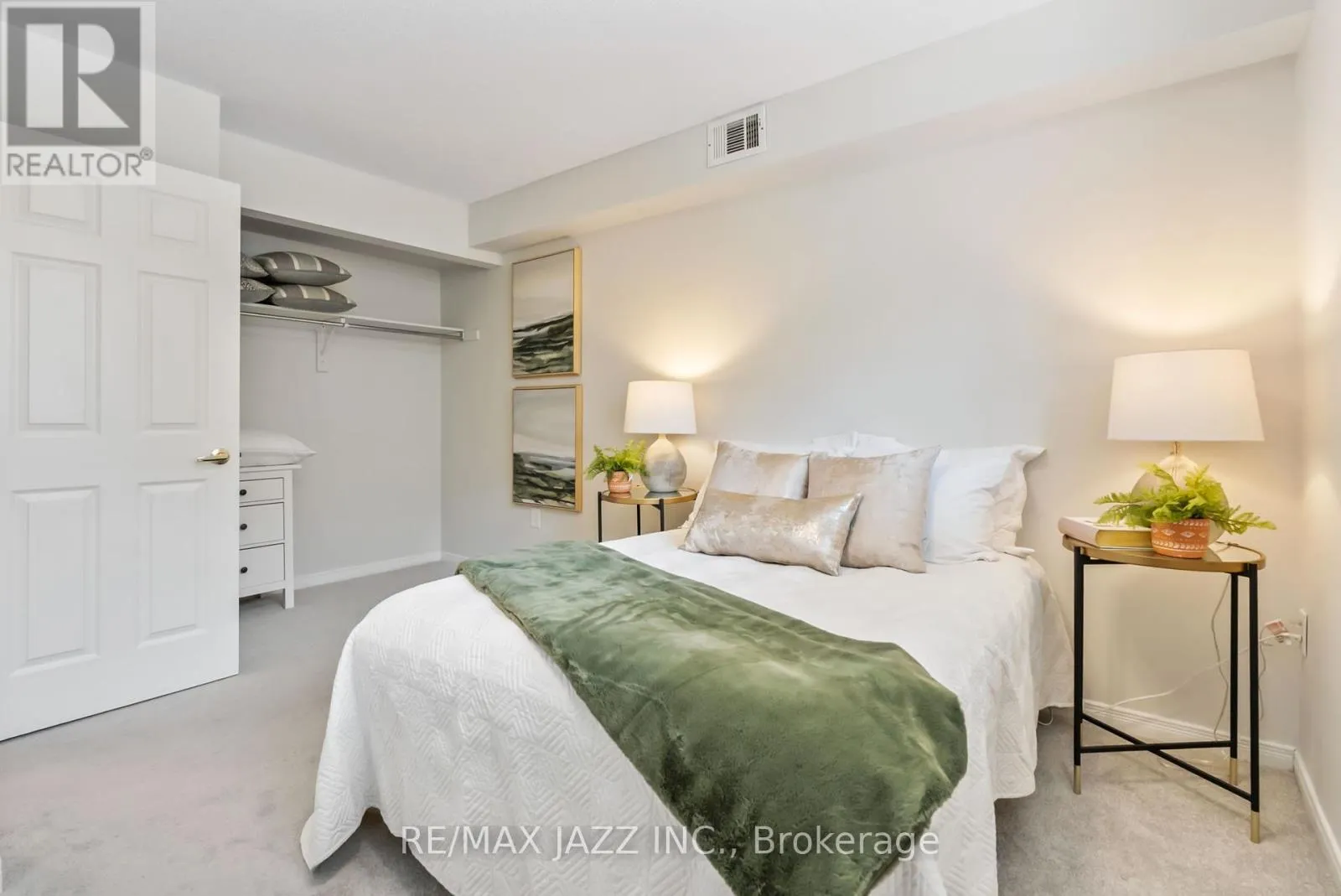 1 - 51 PETRA WAY, #1