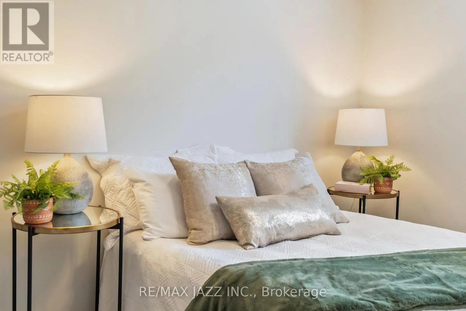 1 - 51 PETRA WAY, #1