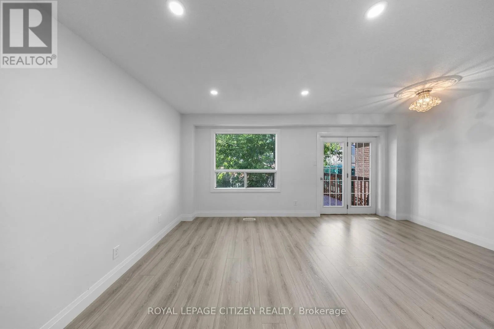 116 DUCATEL CRESCENT