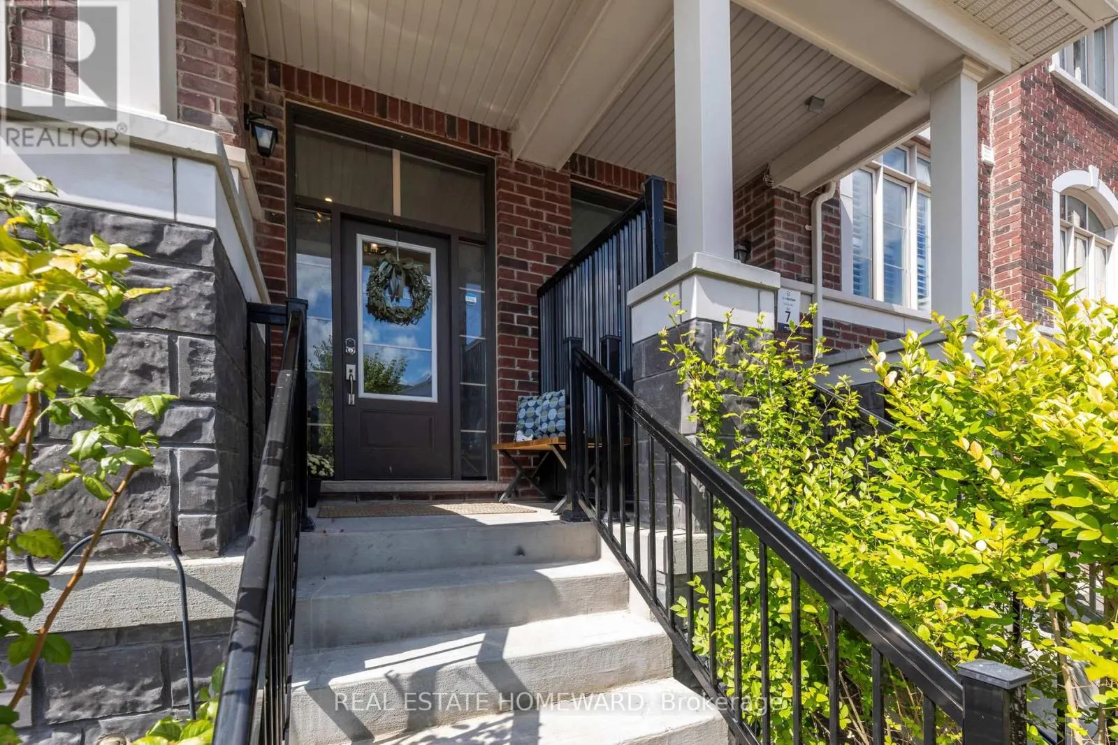 2612 CERISE MANOR