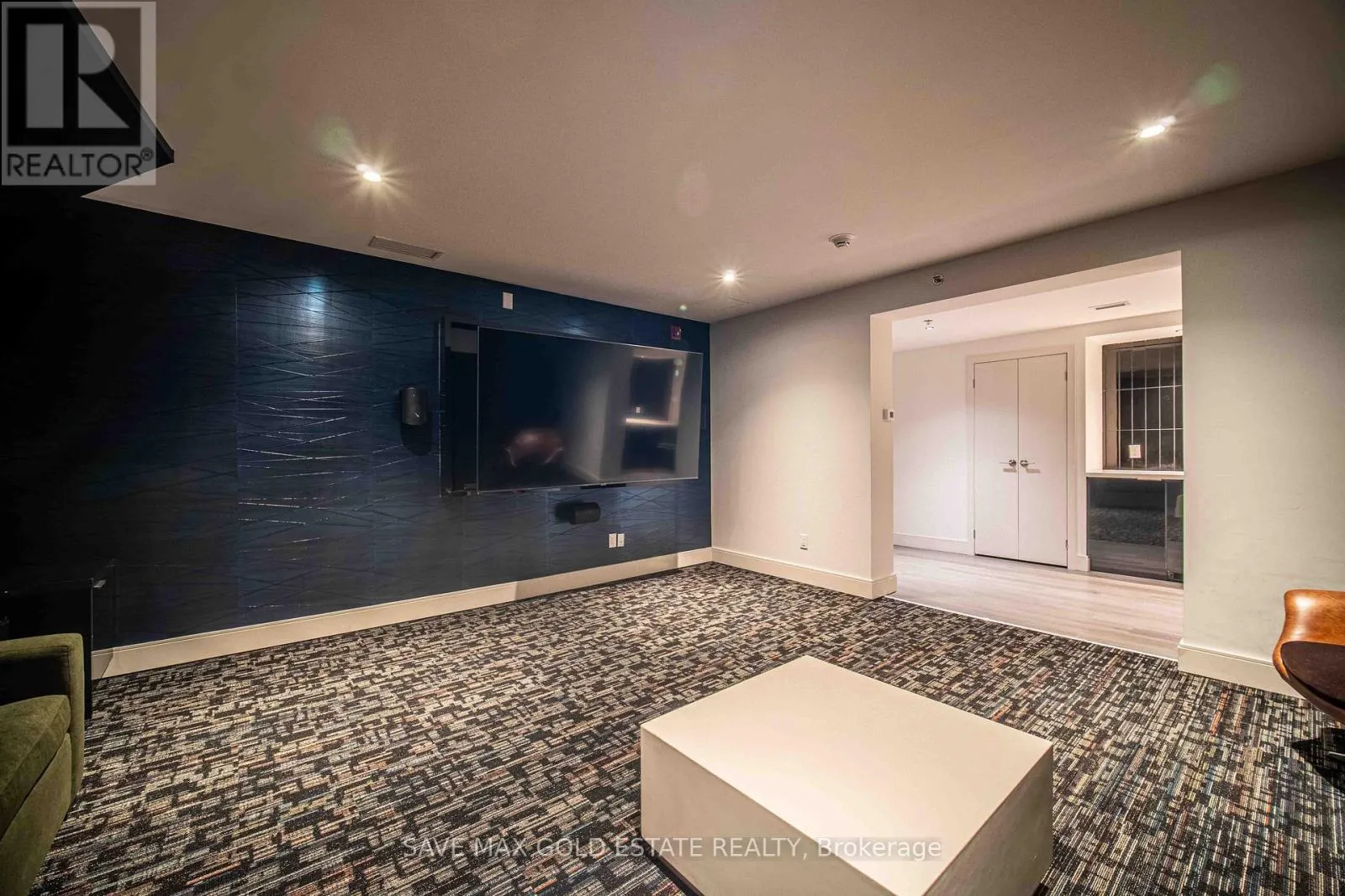 107 - 104 GLEN EVEREST ROAD