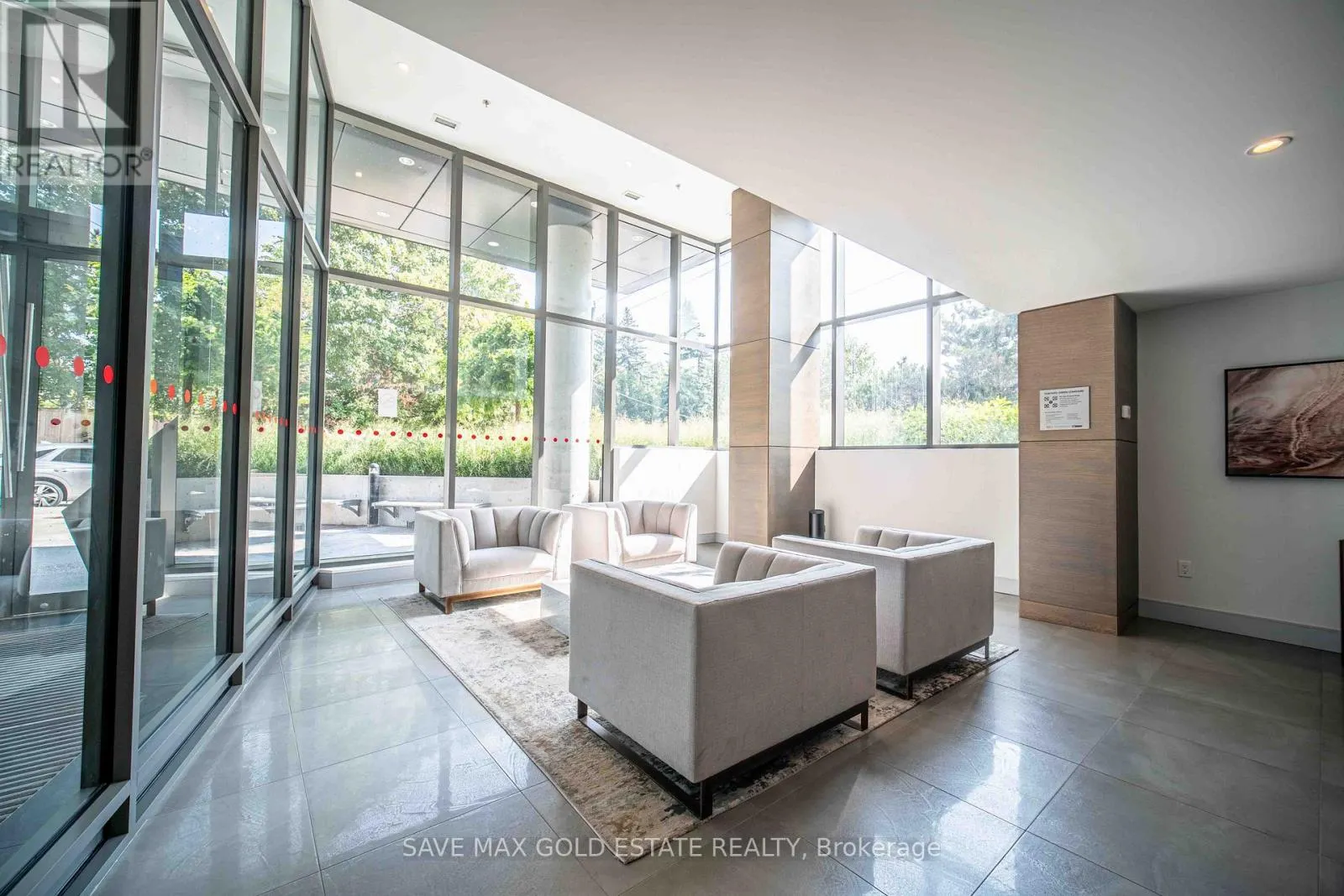 107 - 104 GLEN EVEREST ROAD