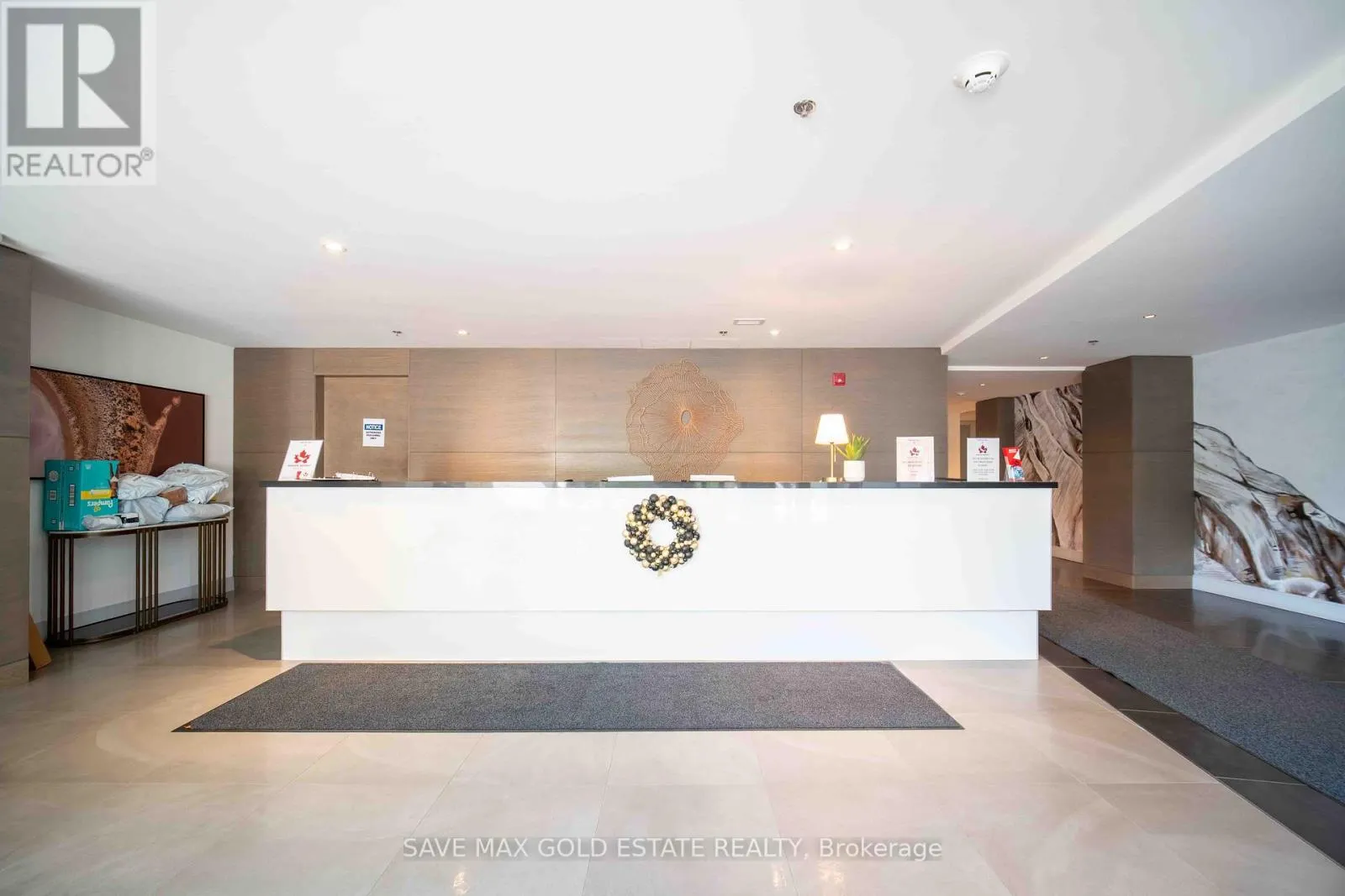 107 - 104 GLEN EVEREST ROAD