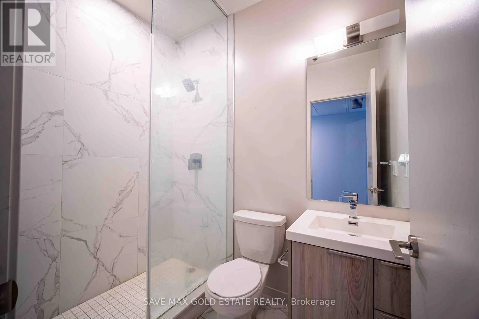 107 - 104 GLEN EVEREST ROAD