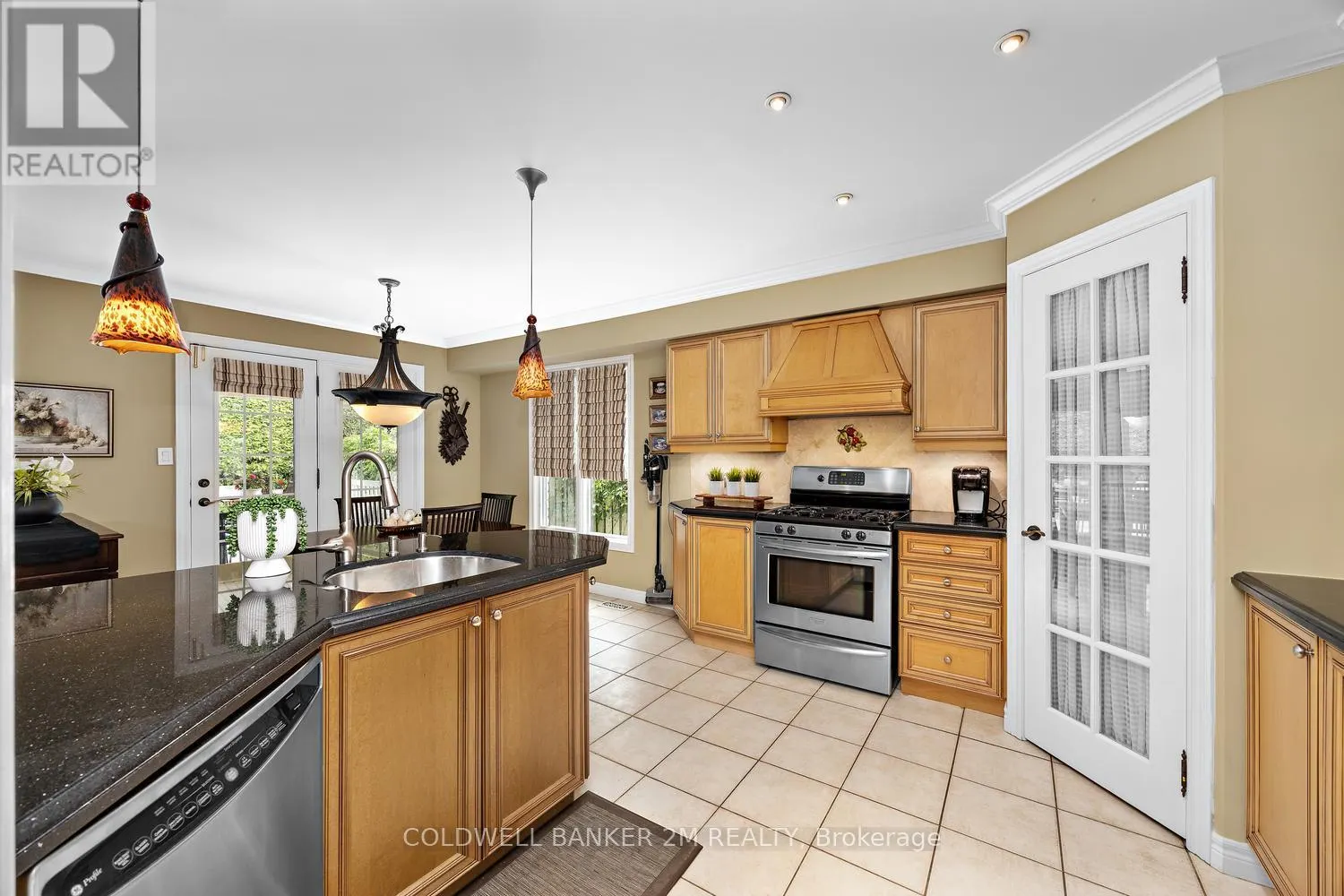 348 RYERSON CRESCENT
