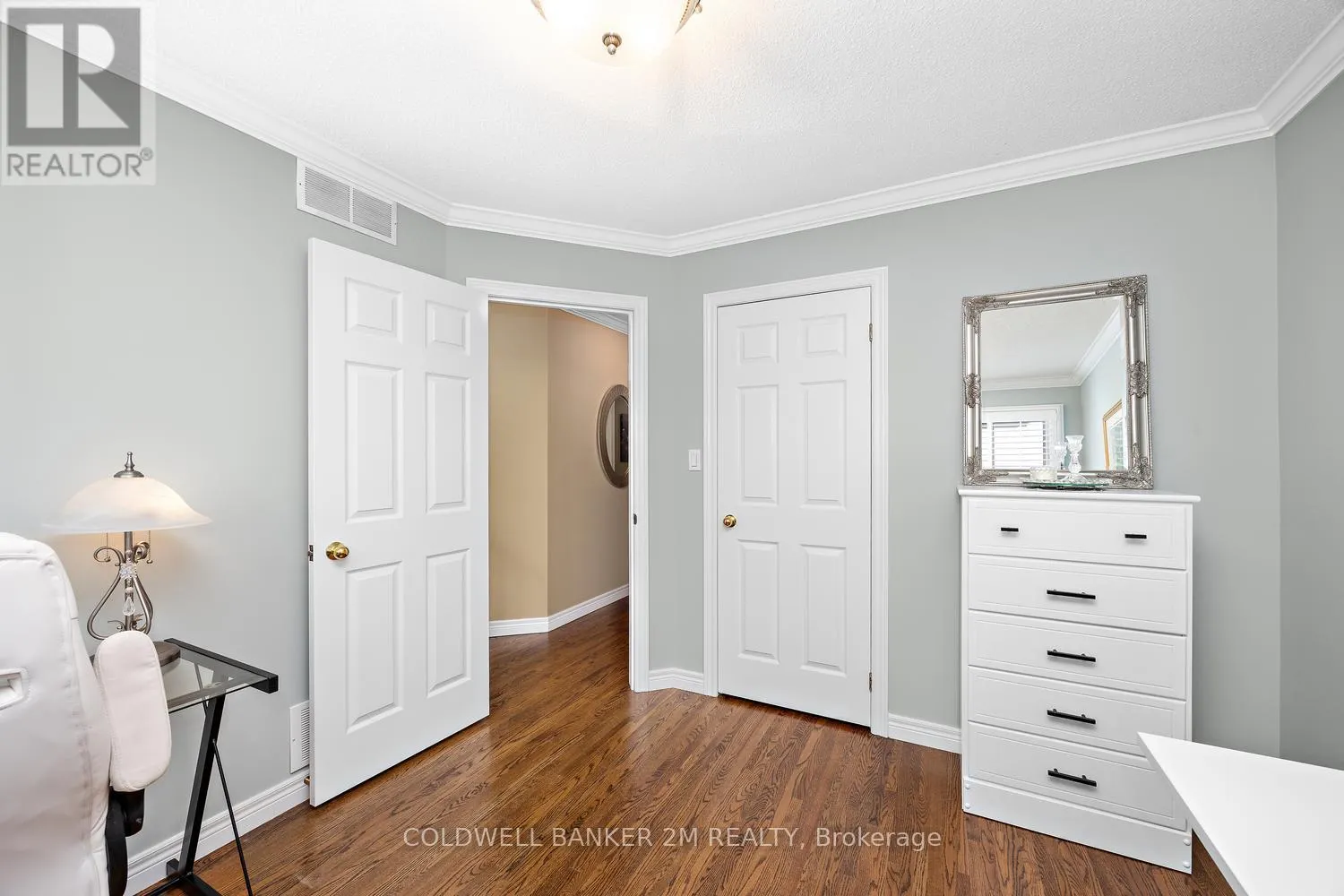 348 RYERSON CRESCENT