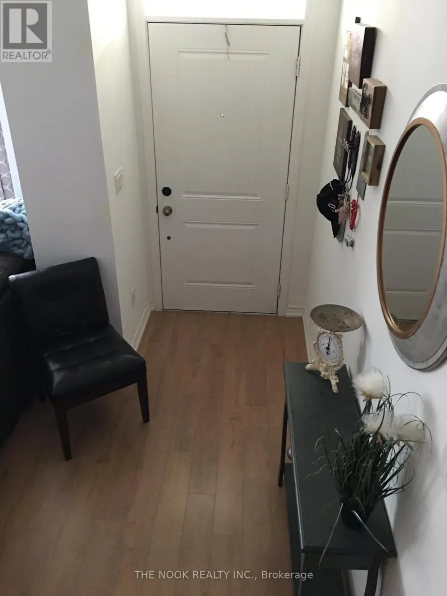 11 - 1020 DUNSLEY WAY, #11