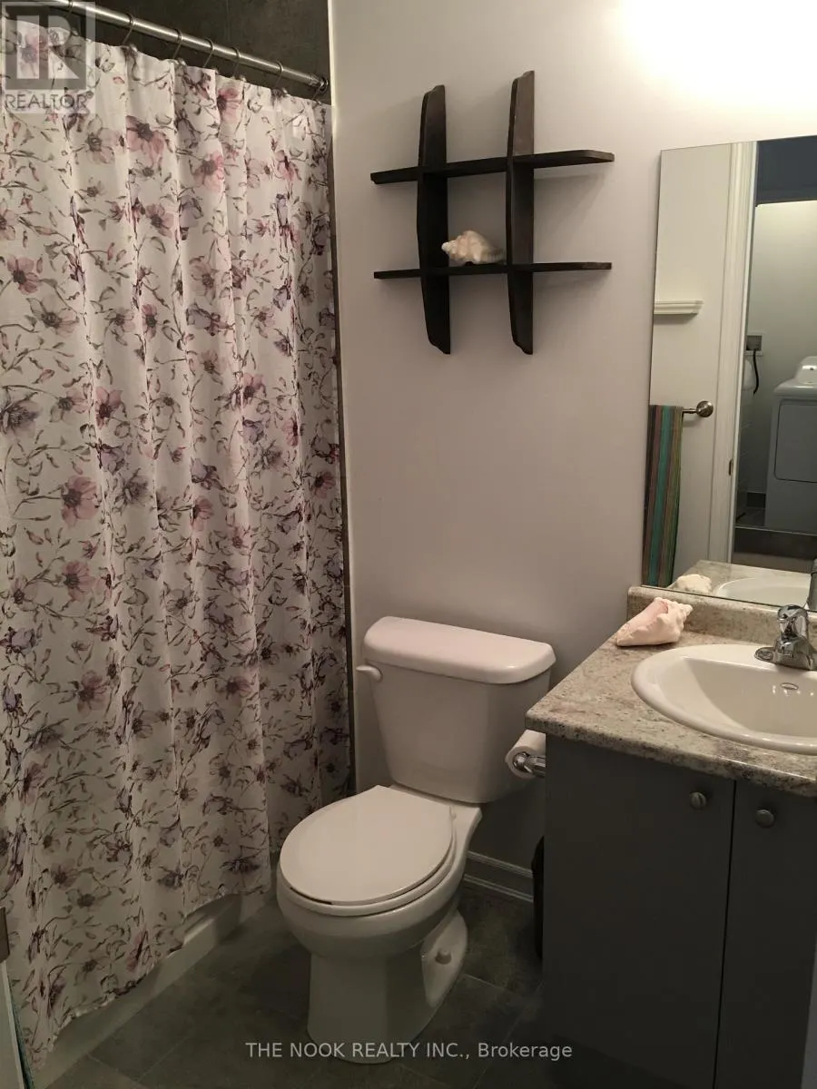 11 - 1020 DUNSLEY WAY, #11
