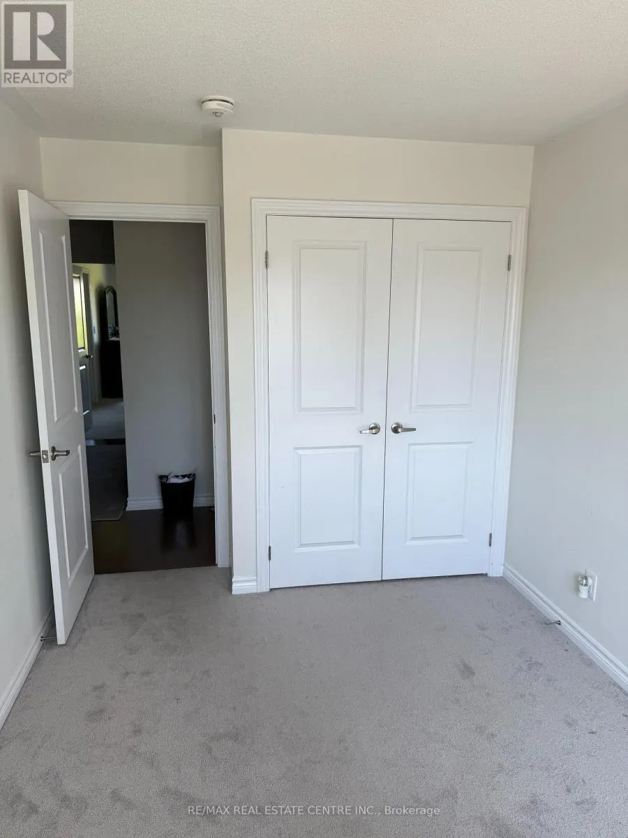 26 - 26 PARADISE WAY E