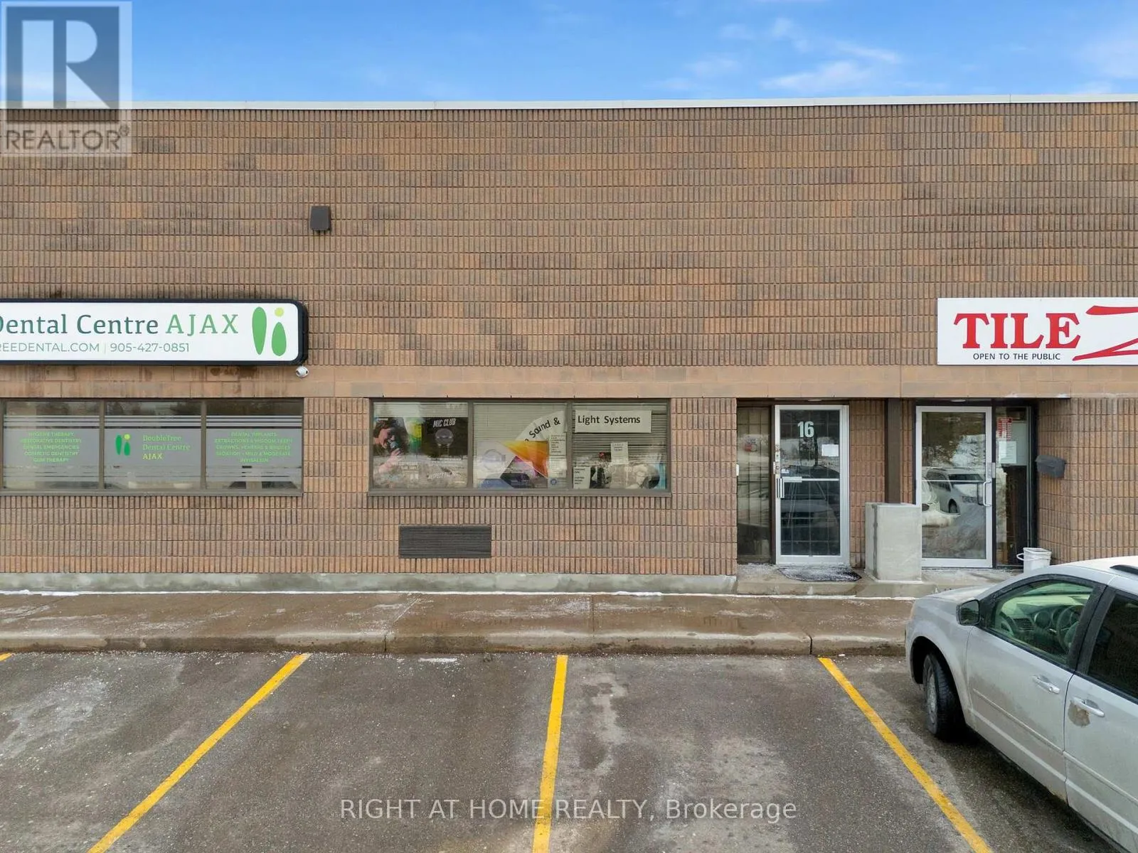 16 - 520 WESTNEY ROAD S