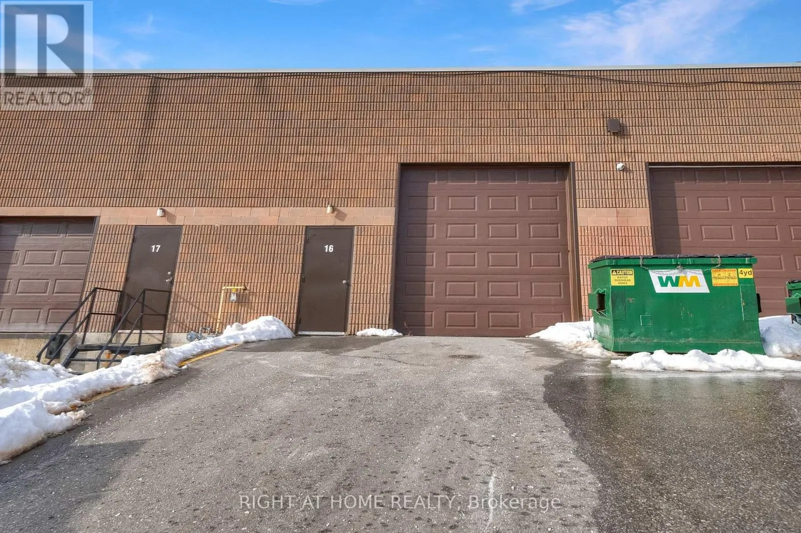16 - 520 WESTNEY ROAD S