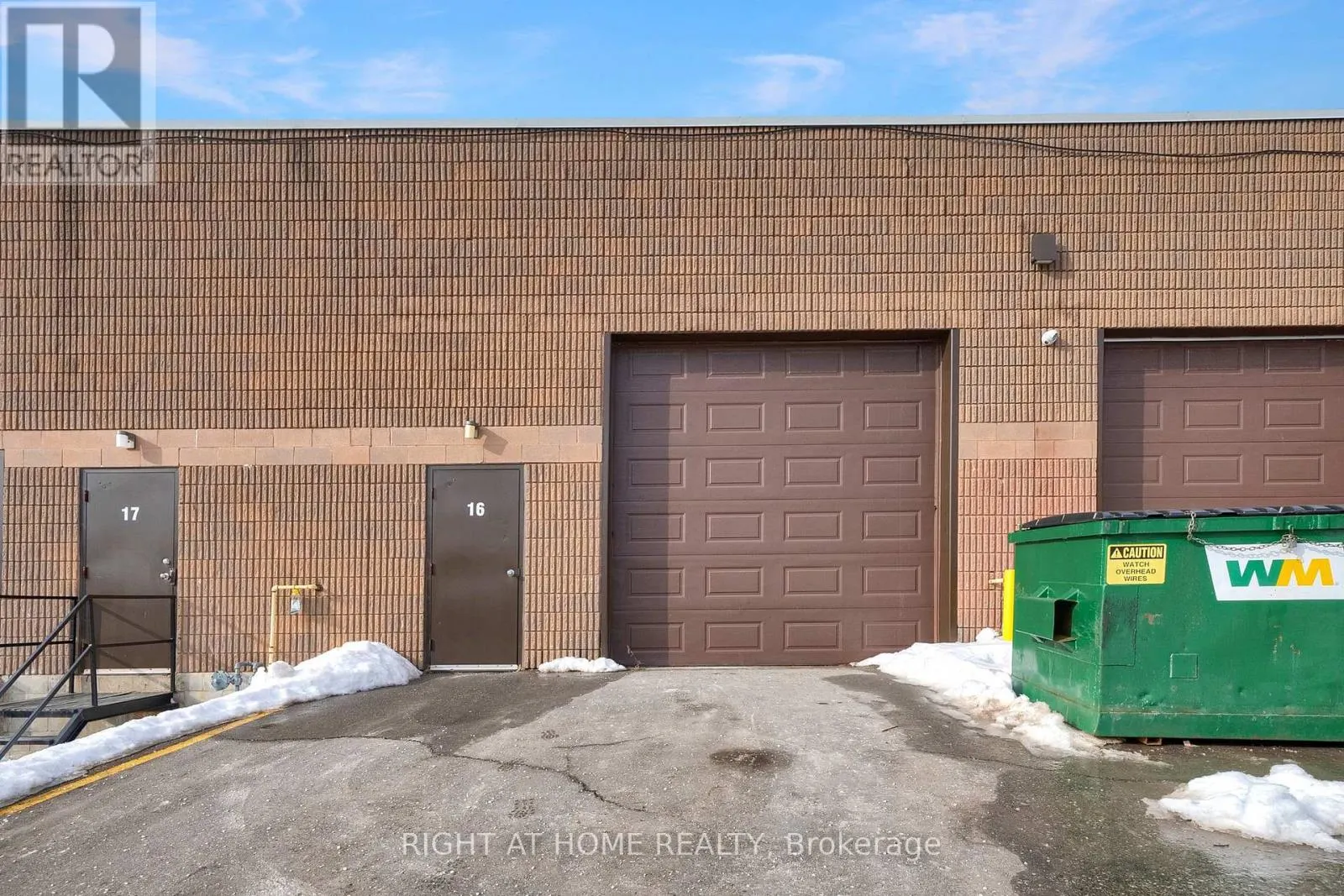 16 - 520 WESTNEY ROAD S