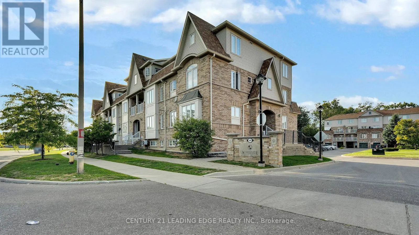 23 - 200 MCLEVIN AVENUE