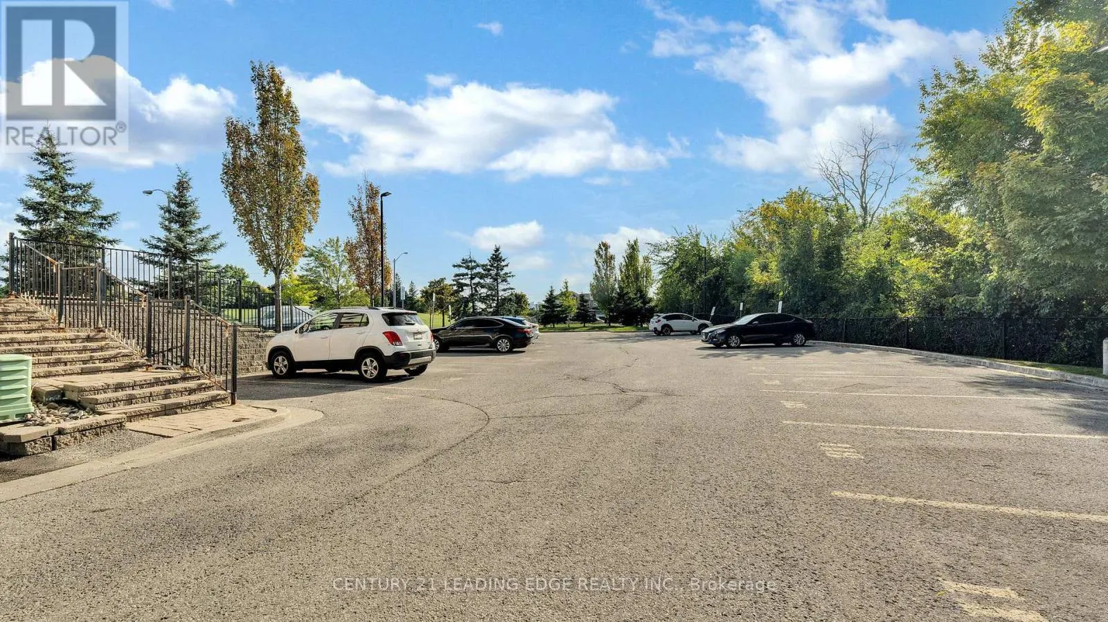 23 - 200 MCLEVIN AVENUE