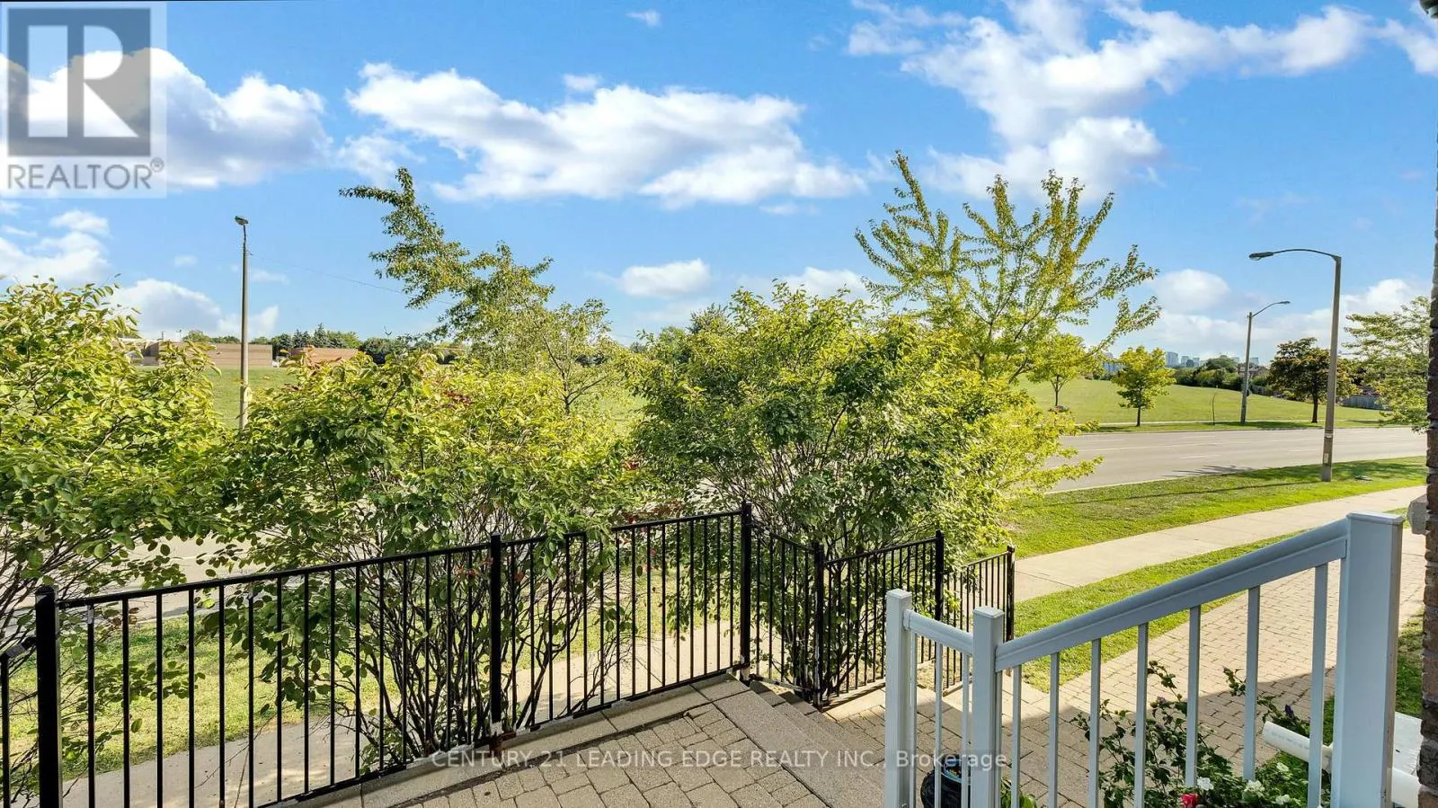 23 - 200 MCLEVIN AVENUE
