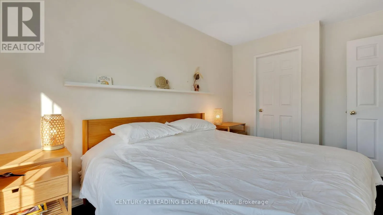 23 - 200 MCLEVIN AVENUE