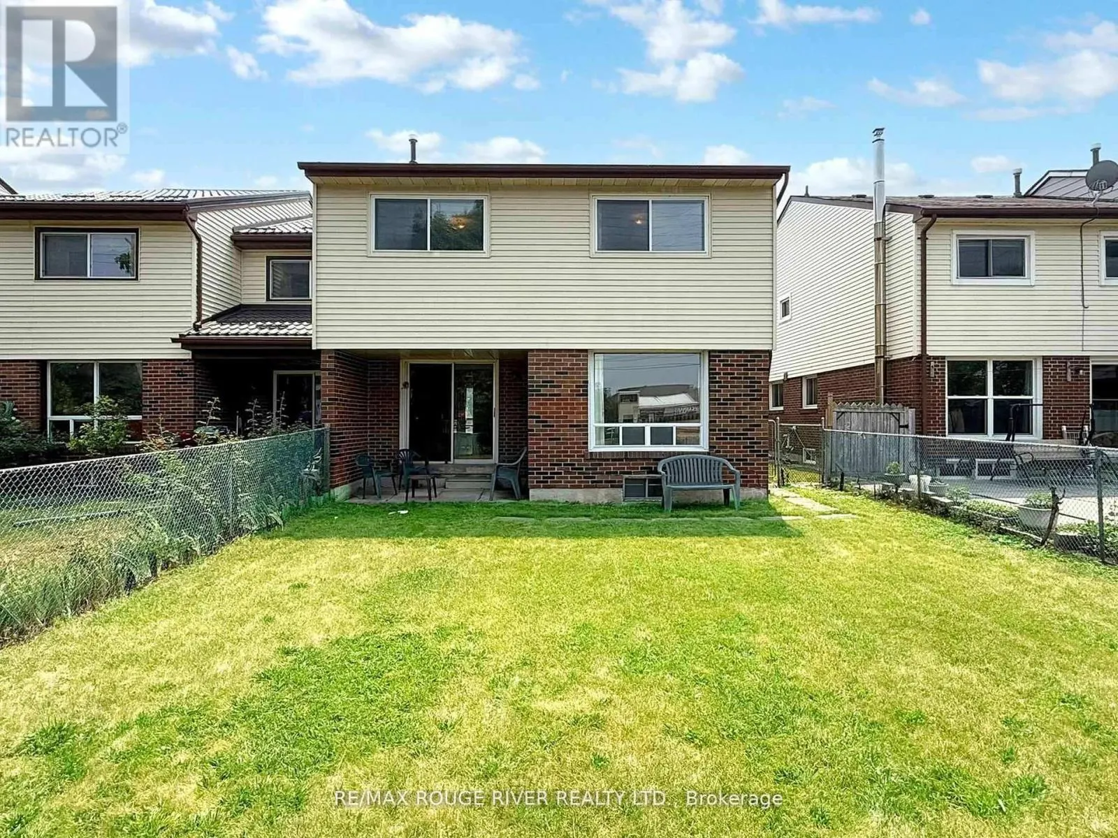 92 PURVIS CRESCENT