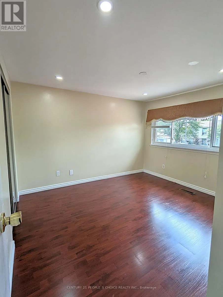 45 WHITELEAS AVENUE