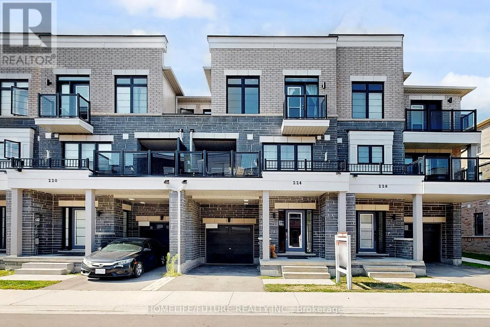 224 LORD ELGIN LANE