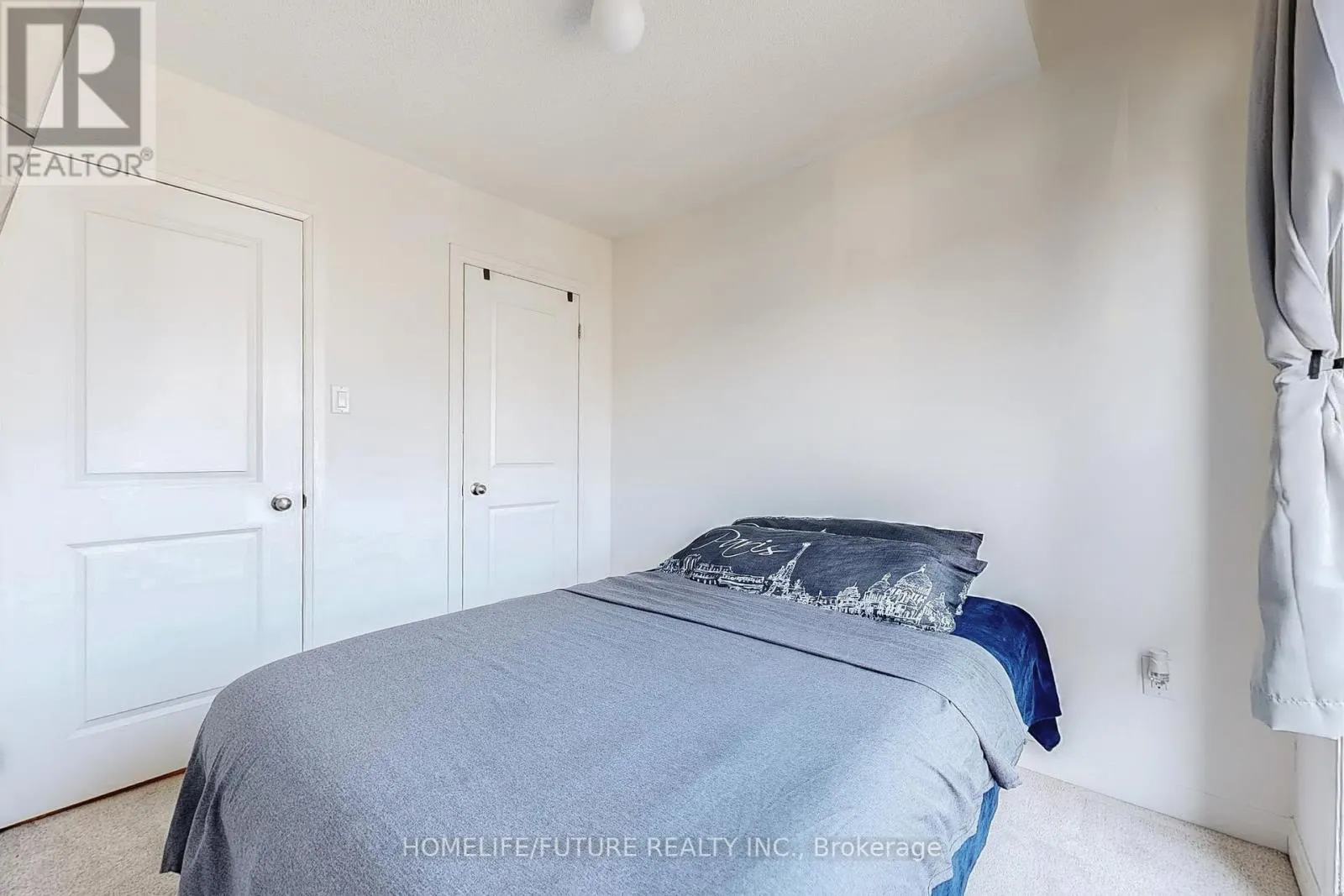 224 LORD ELGIN LANE