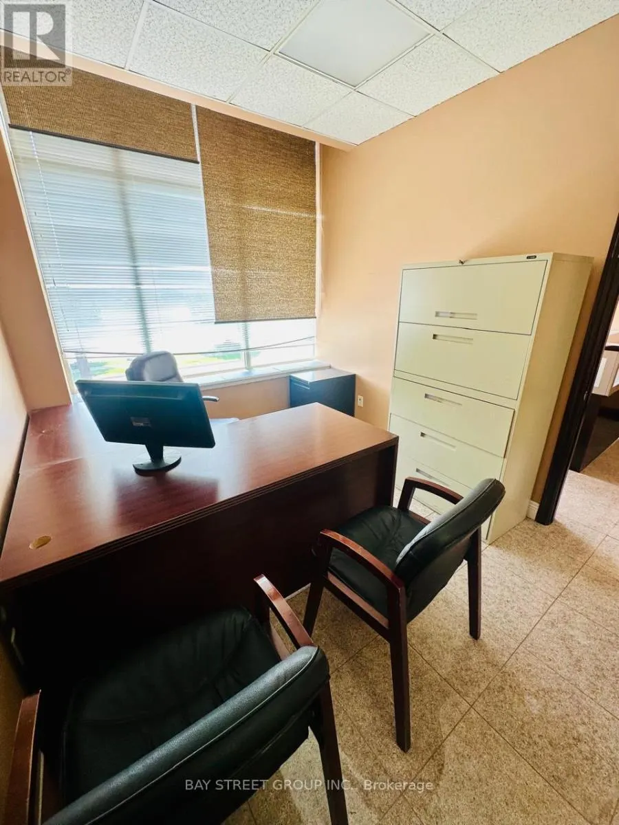 204 - 80 CORPORATE DRIVE
