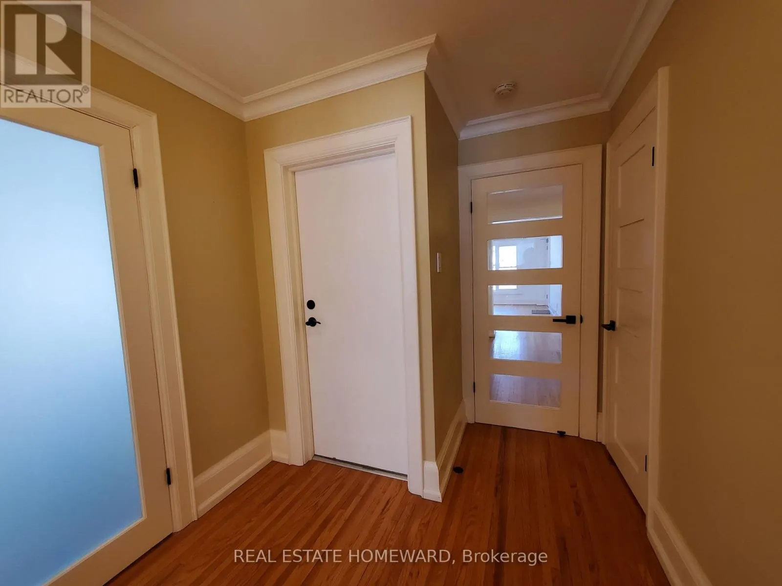 MAIN FLOOR - 21 LOVE CRESCENT